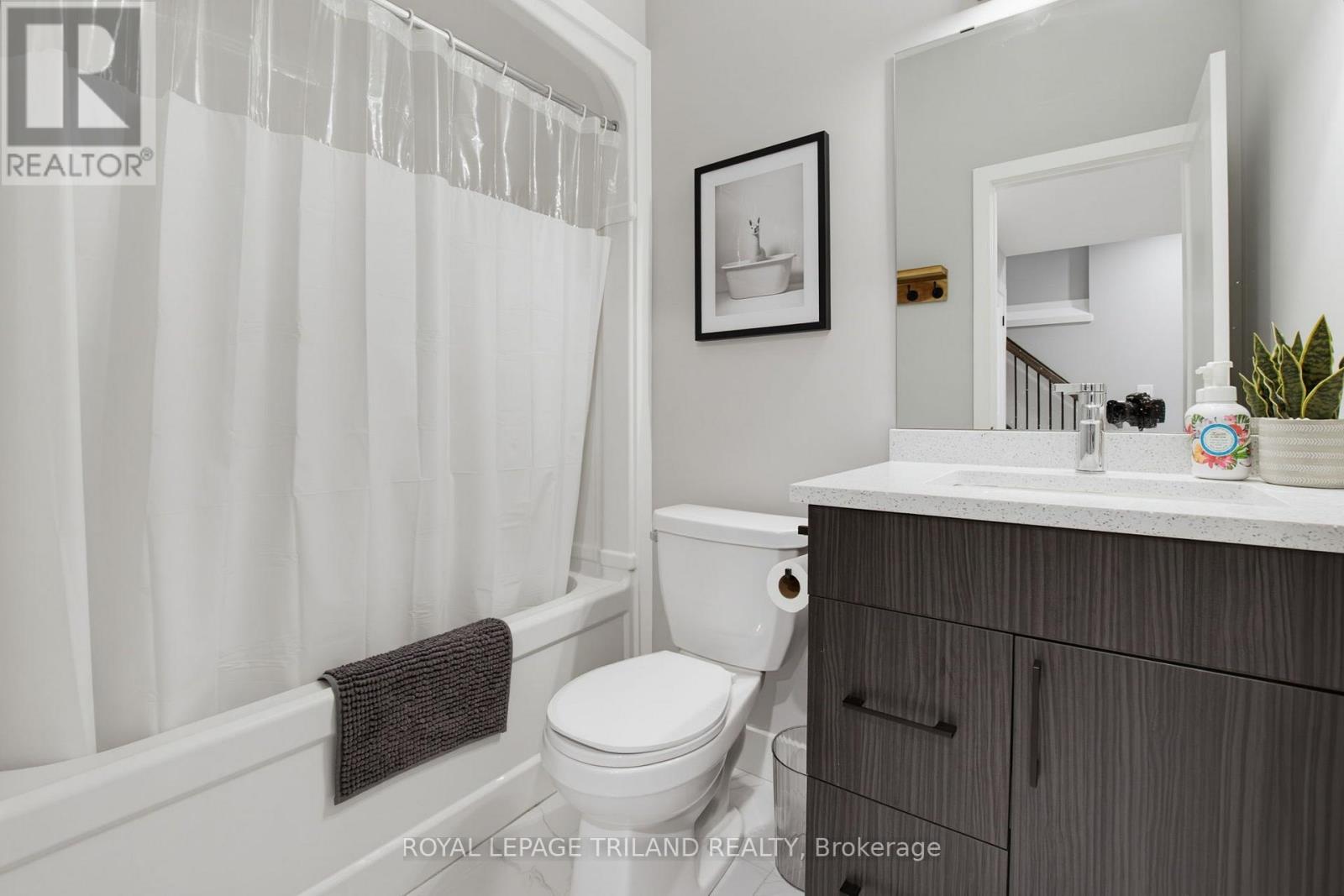 14 - 3557 Colonel Talbot Road Property Photo 33