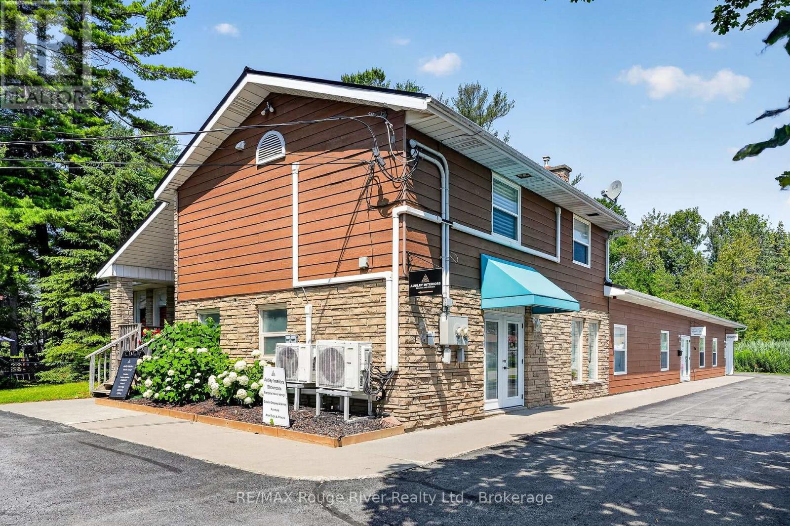 66 Elgin Street W Property Photo 1