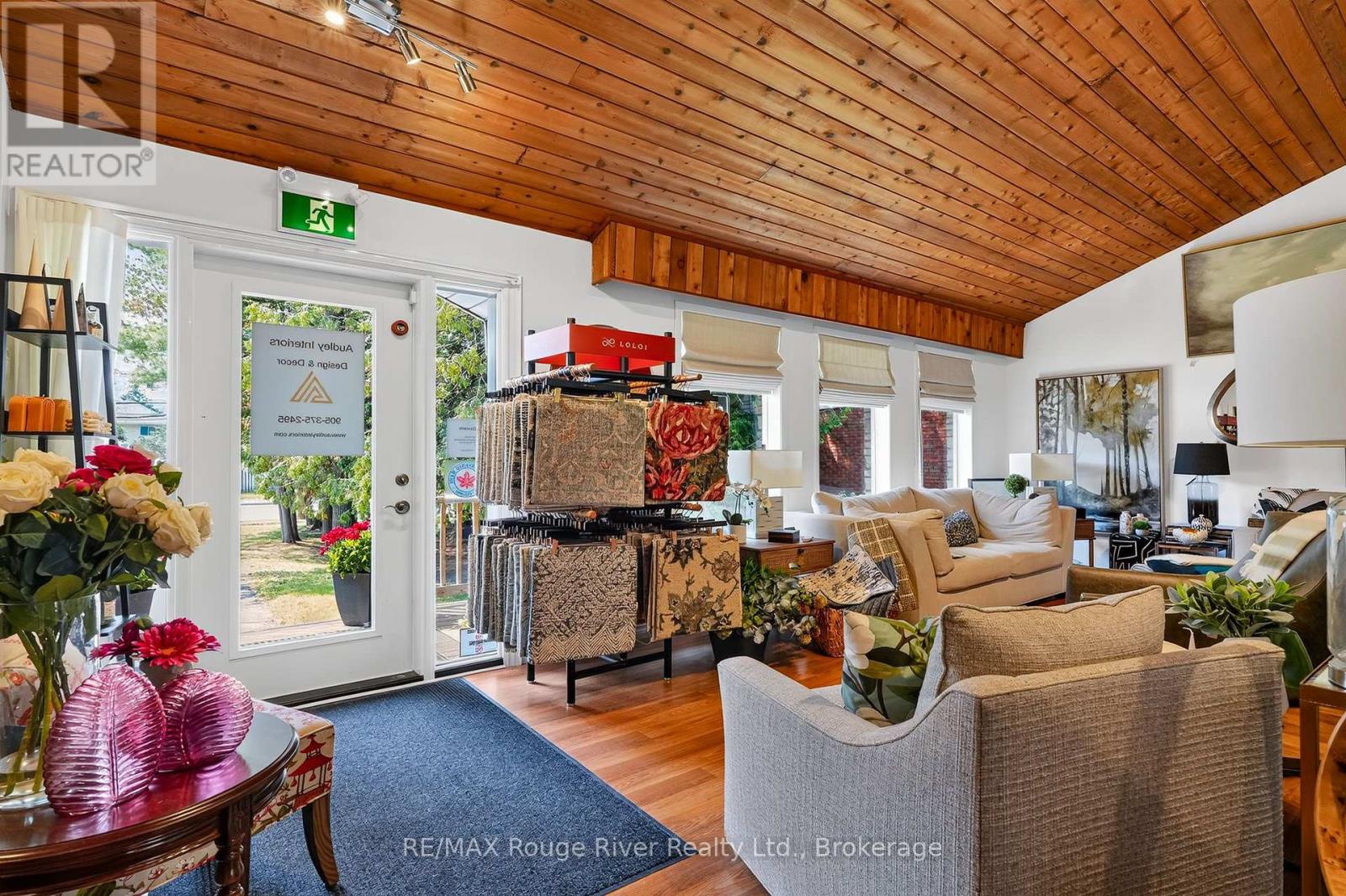 66 Elgin Street W Property Photo 8