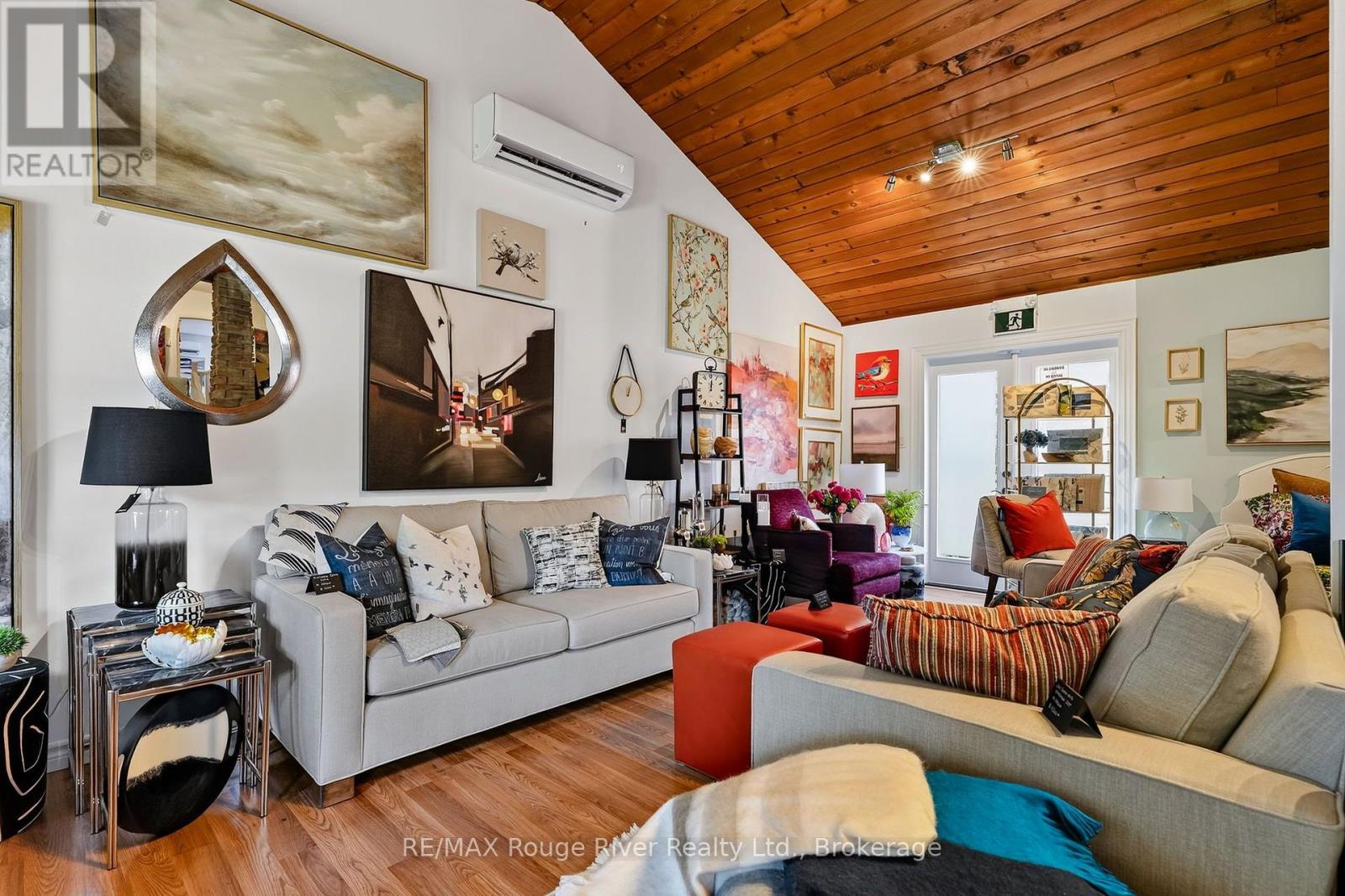 66 Elgin Street W Property Photo 10