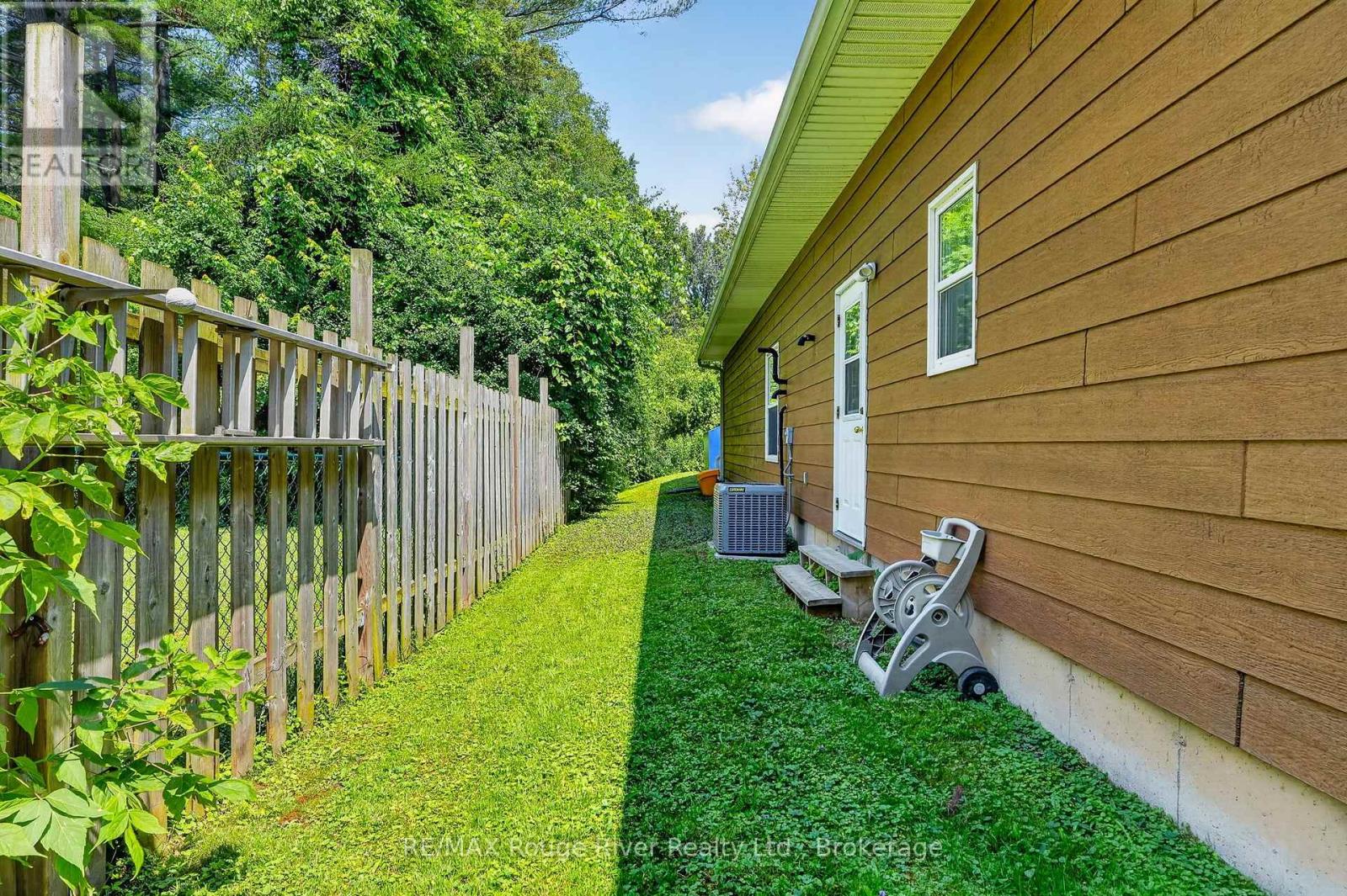 66 Elgin Street W Property Photo 19
