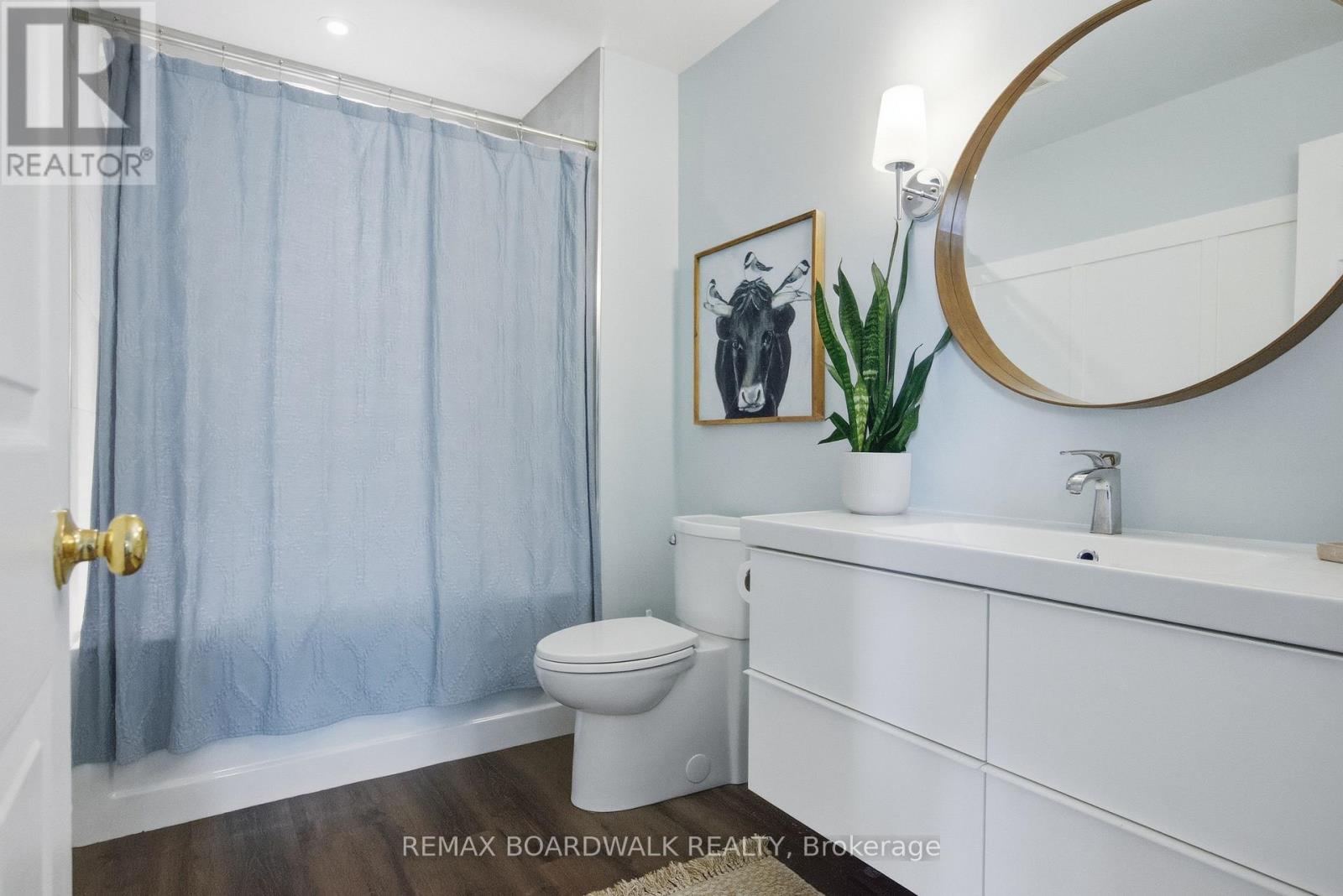 100 Mcculloughs Landing Property Photo 23