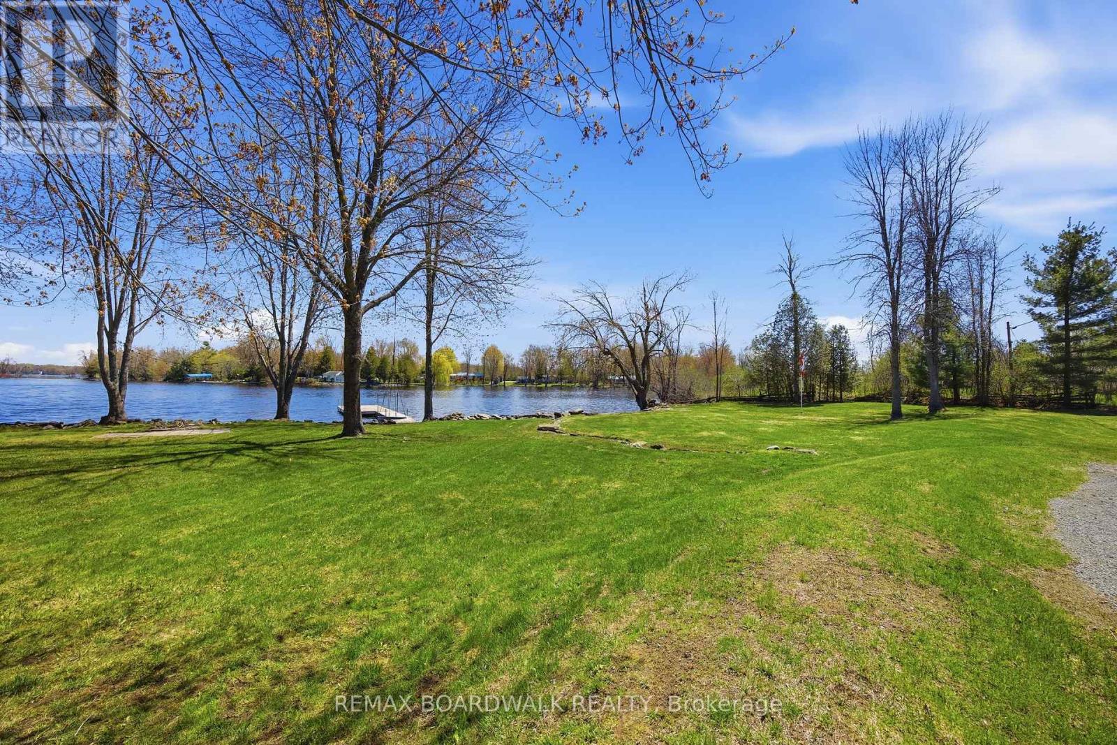 100 Mcculloughs Landing Property Photo 31