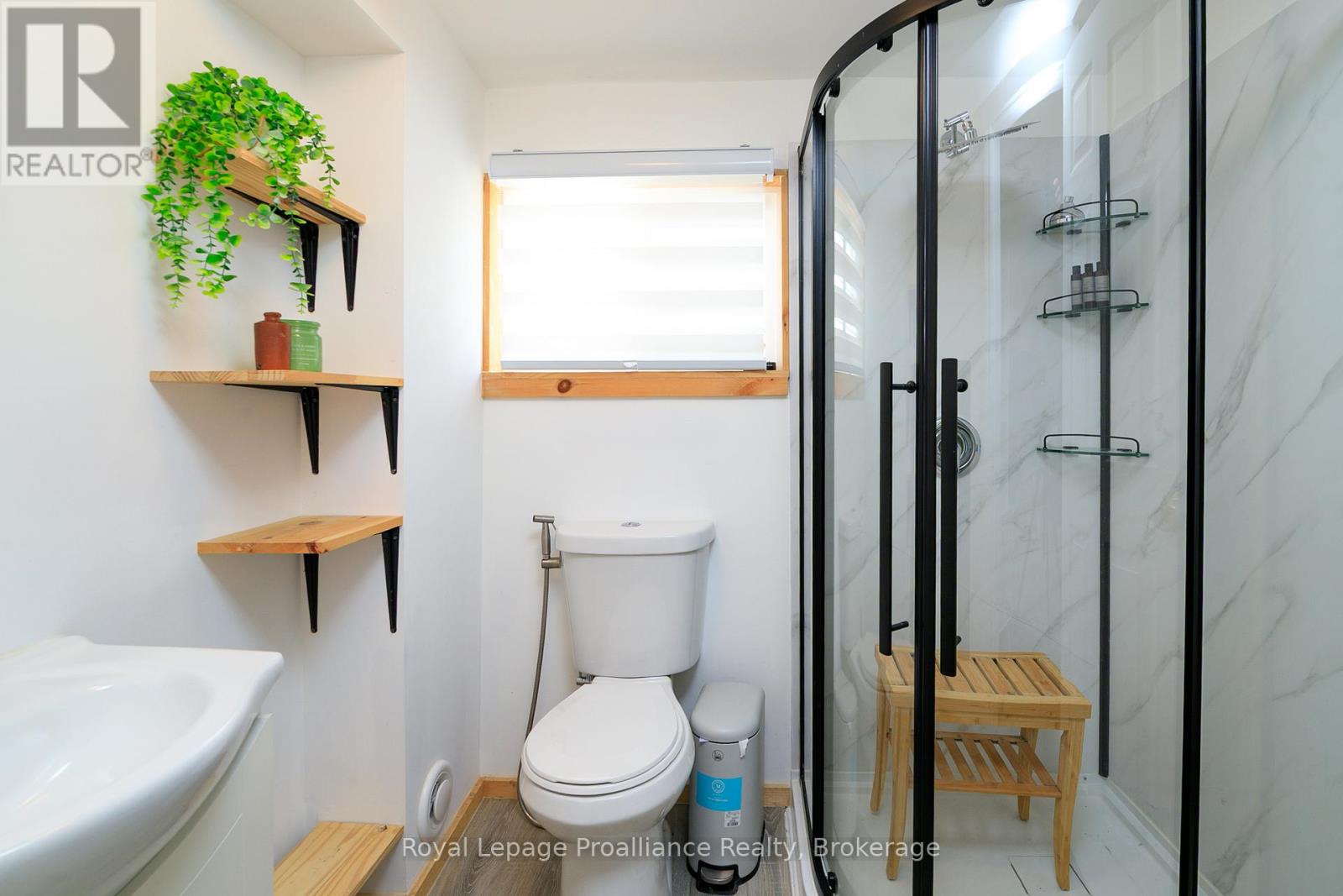 83 Moira Street E Property Photo 30