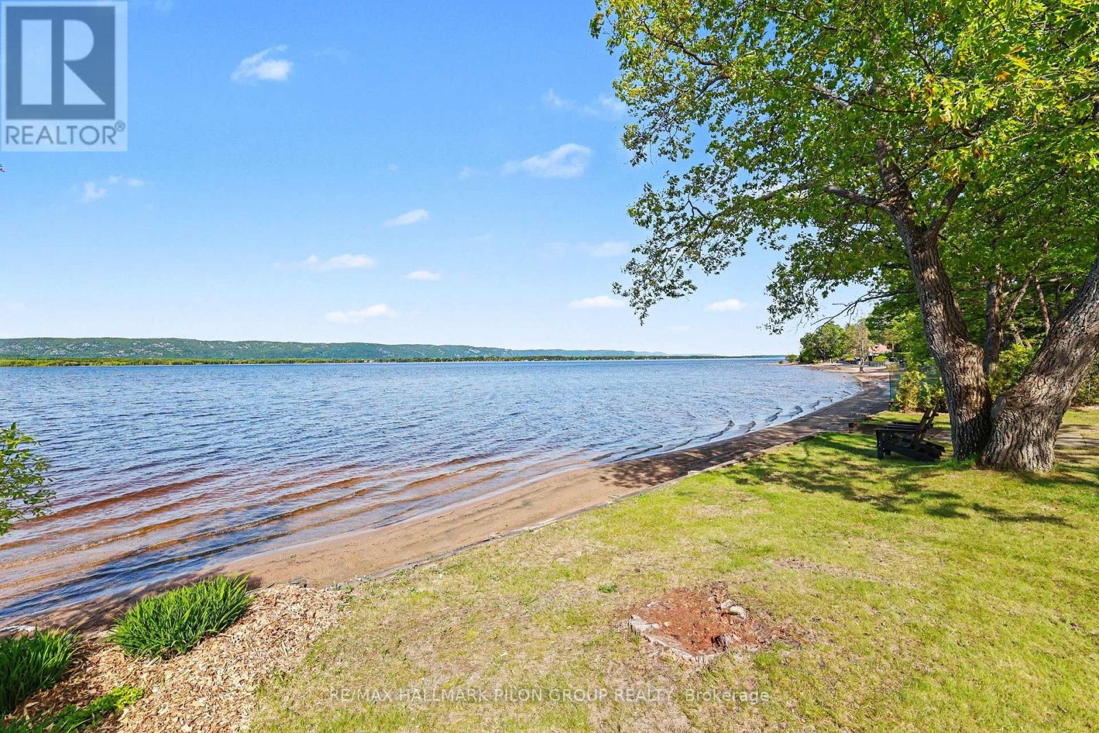 584 Bayview Drive Property Photo 31