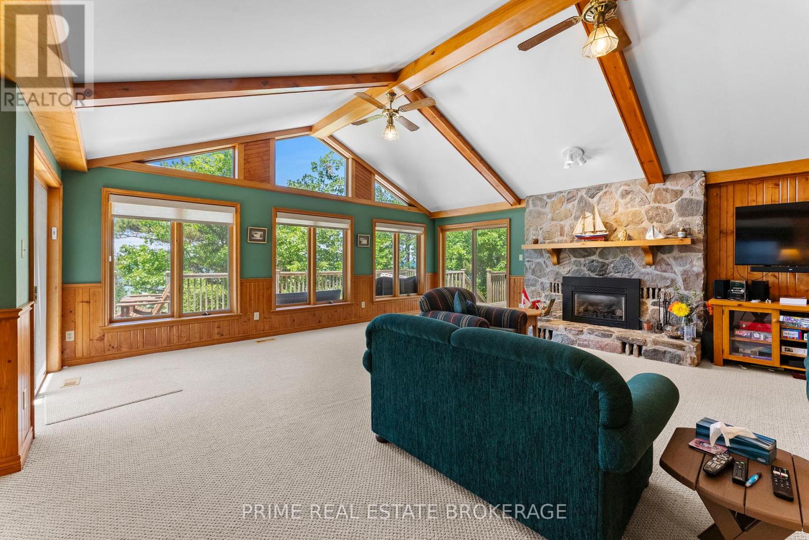 9856 Huron Place Property Photo 12