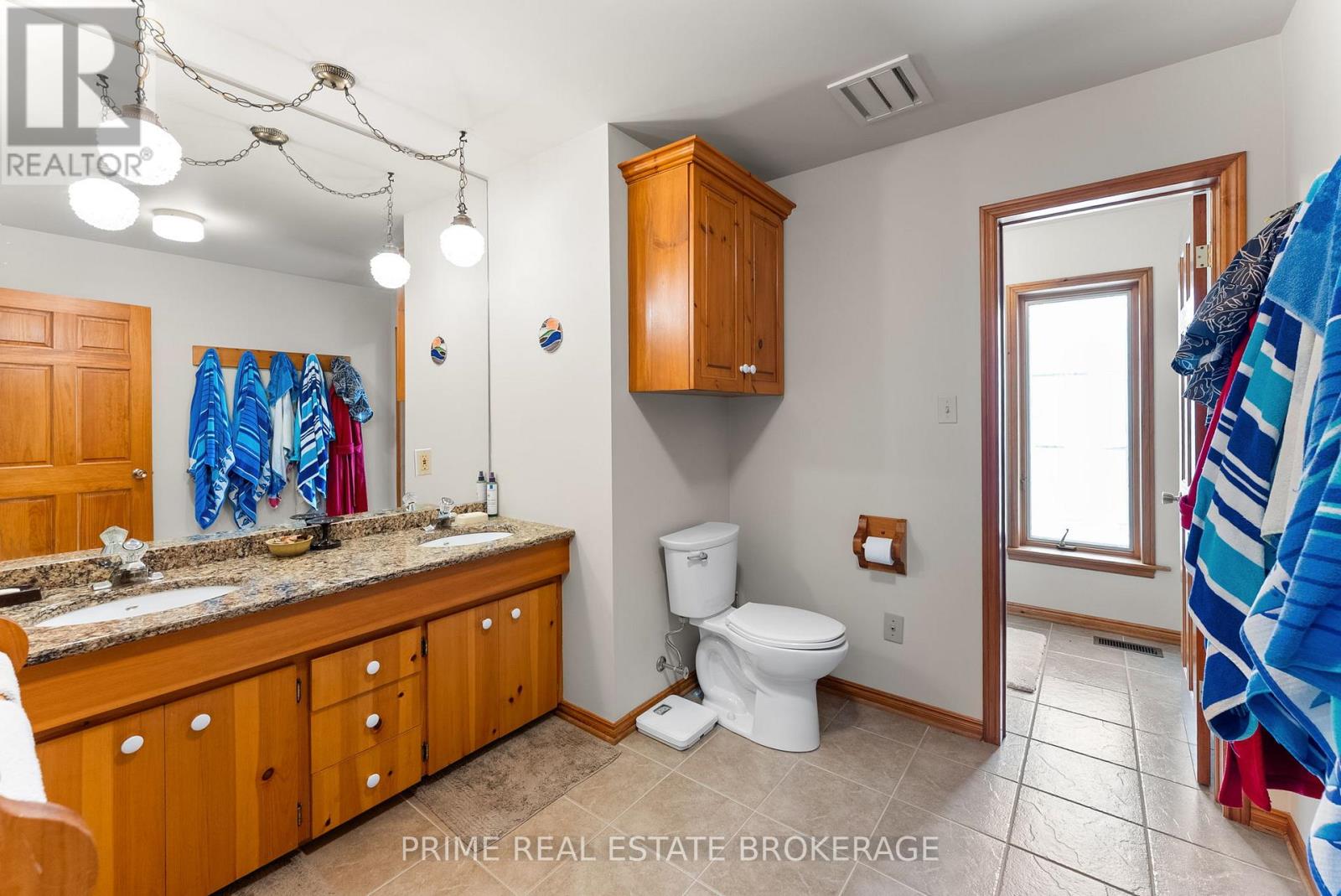 9856 Huron Place Property Photo 30