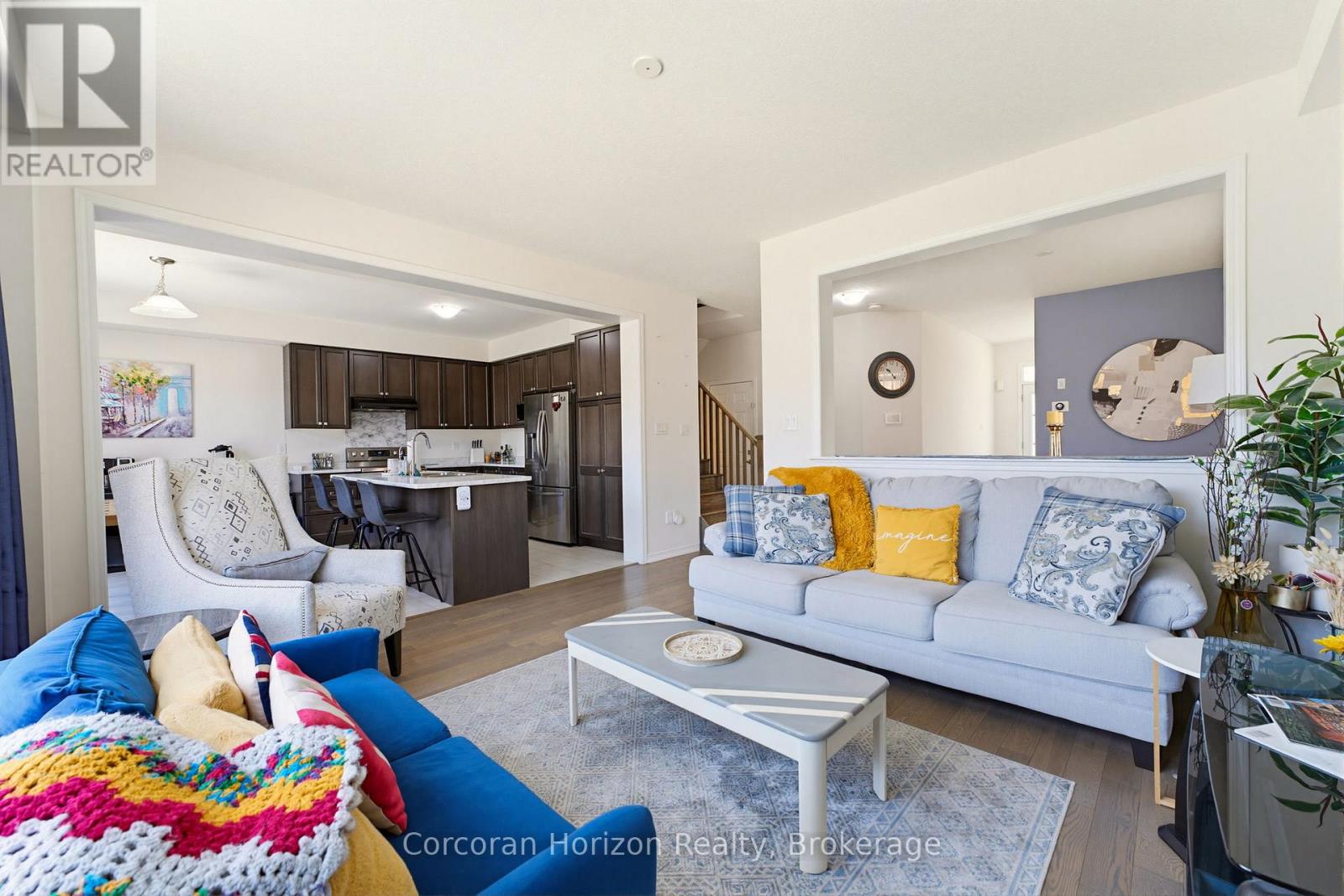 Upper - 9 Price Street Property Photo 9