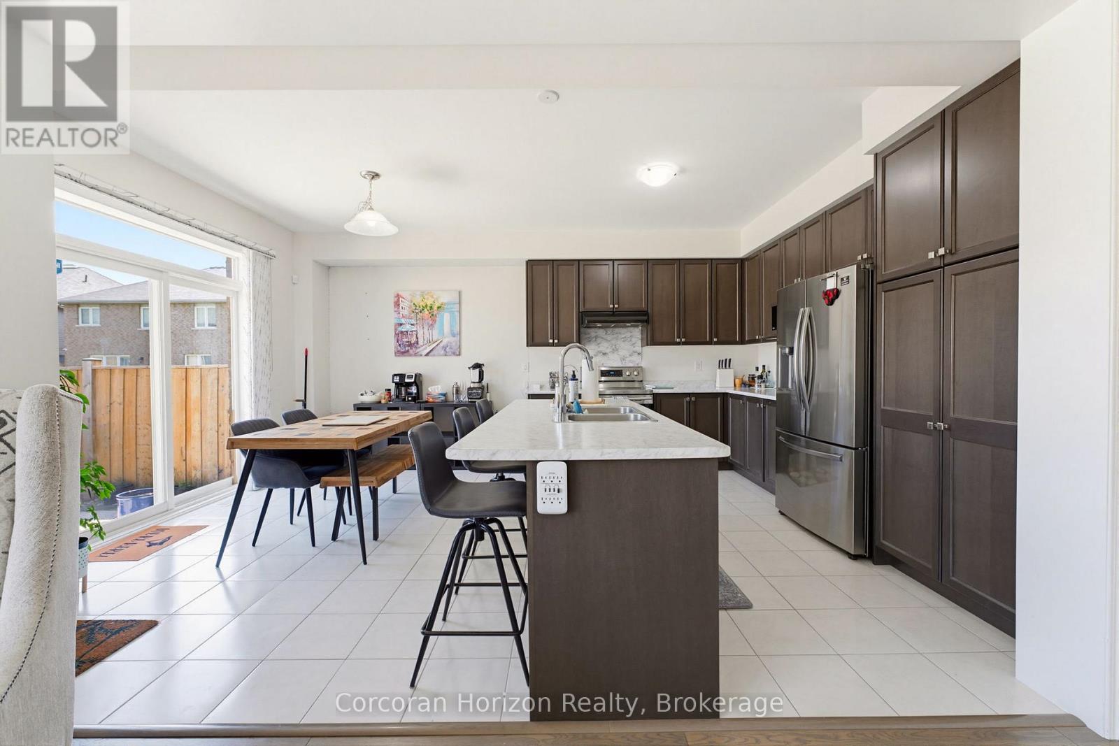 Upper - 9 Price Street Property Photo 10