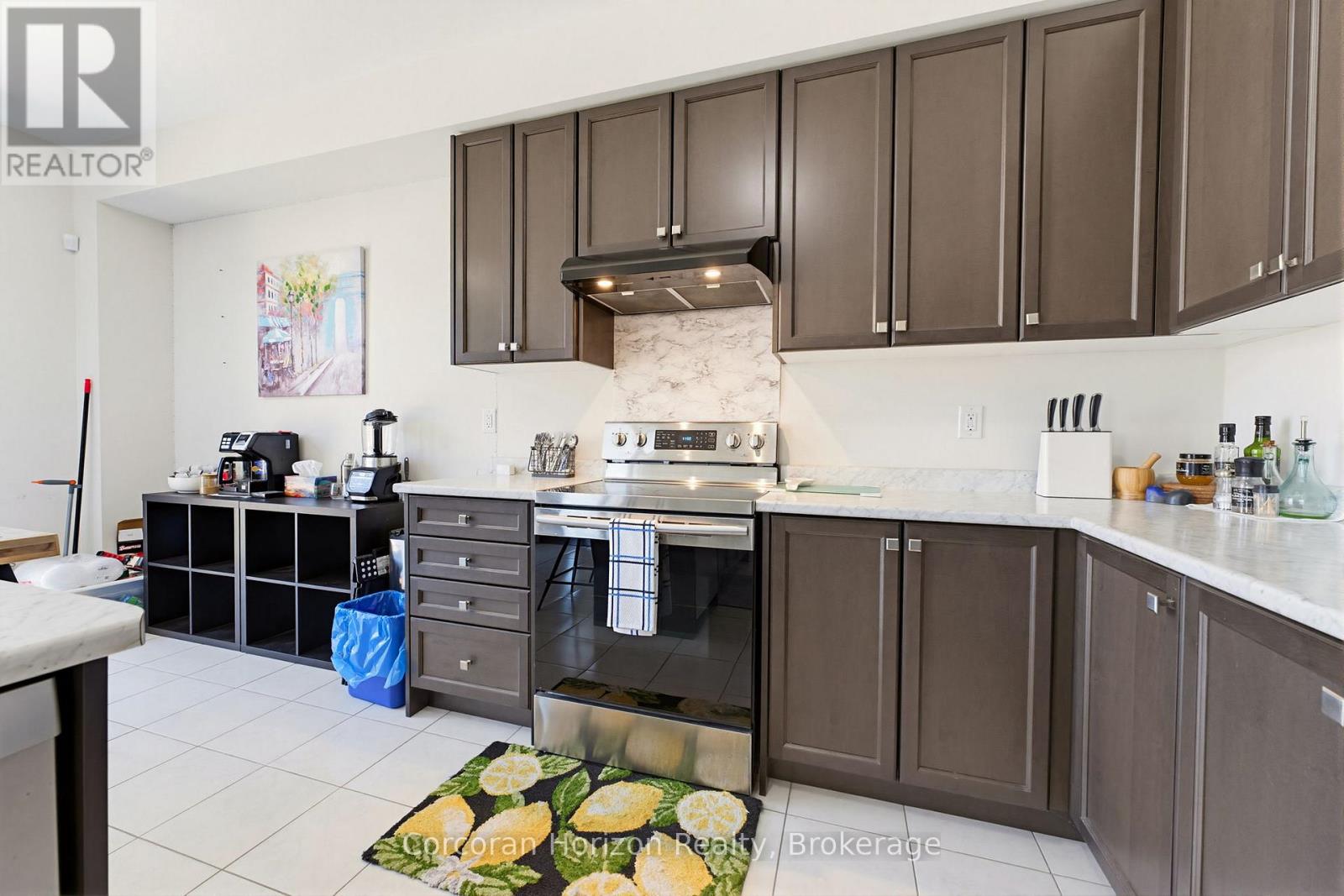 Upper - 9 Price Street Property Photo 12