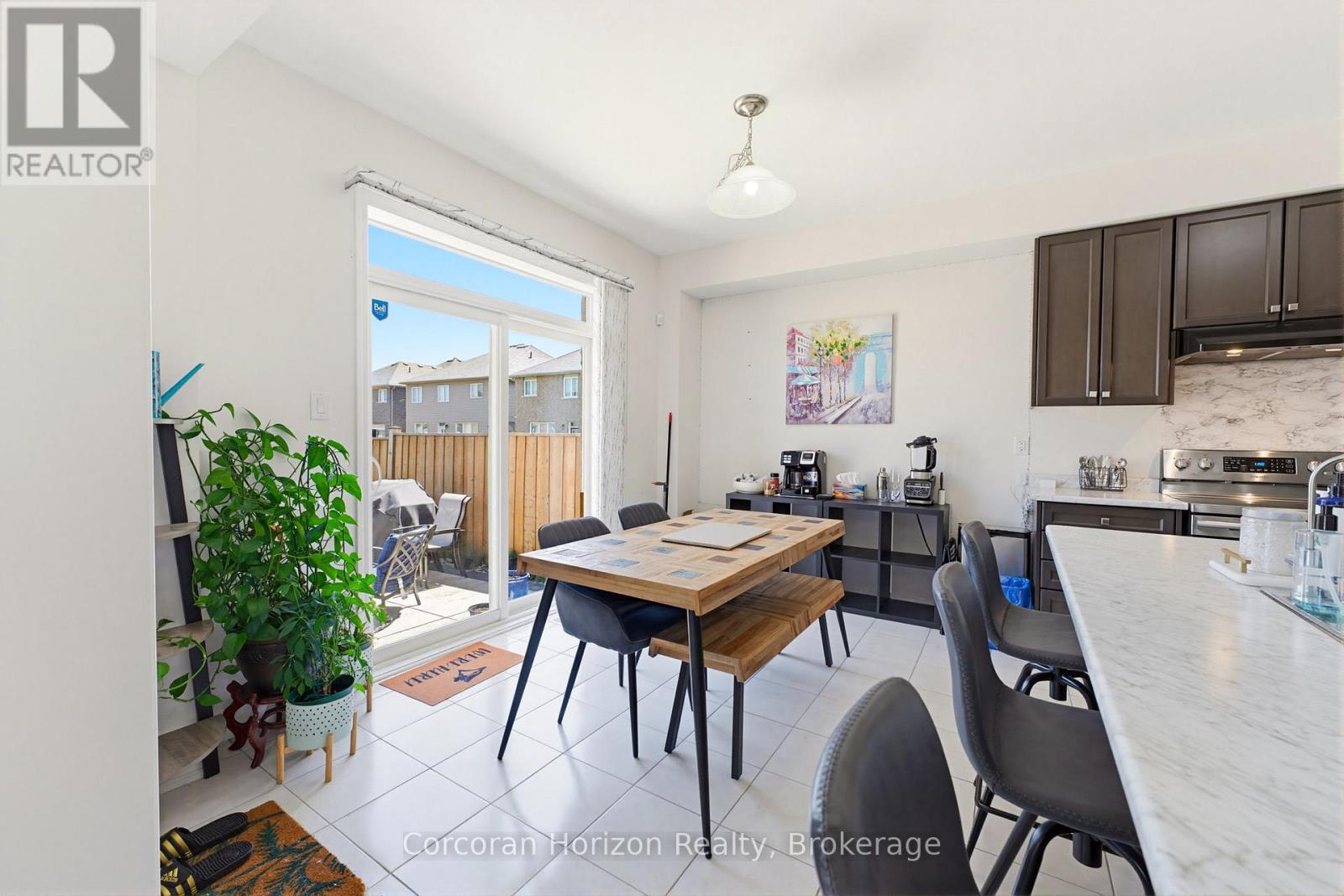 Upper - 9 Price Street Property Photo 15