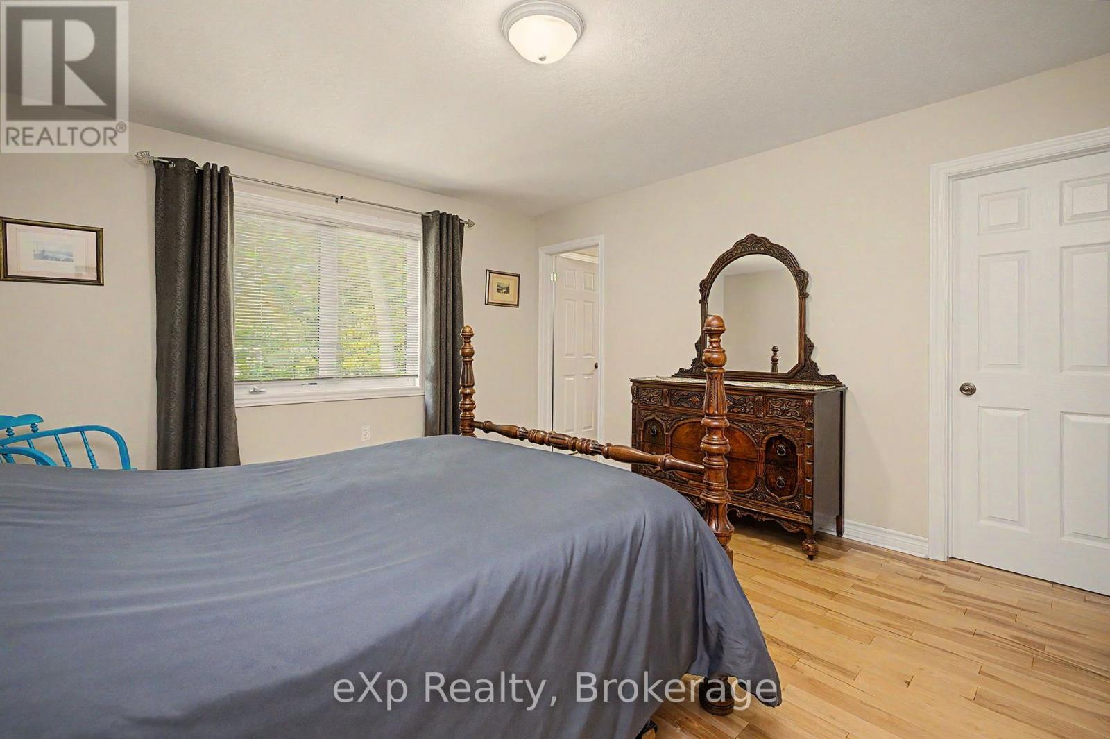 2 Mann Avenue N Property Photo 19