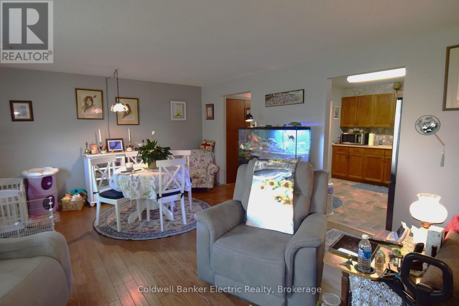 104 - 2418 Mountland Drive Property Photo 8