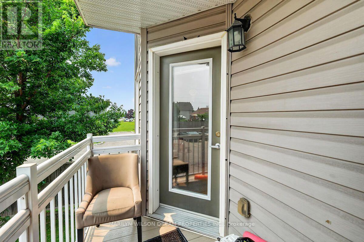D - 4522 Innes Road Property Photo 11