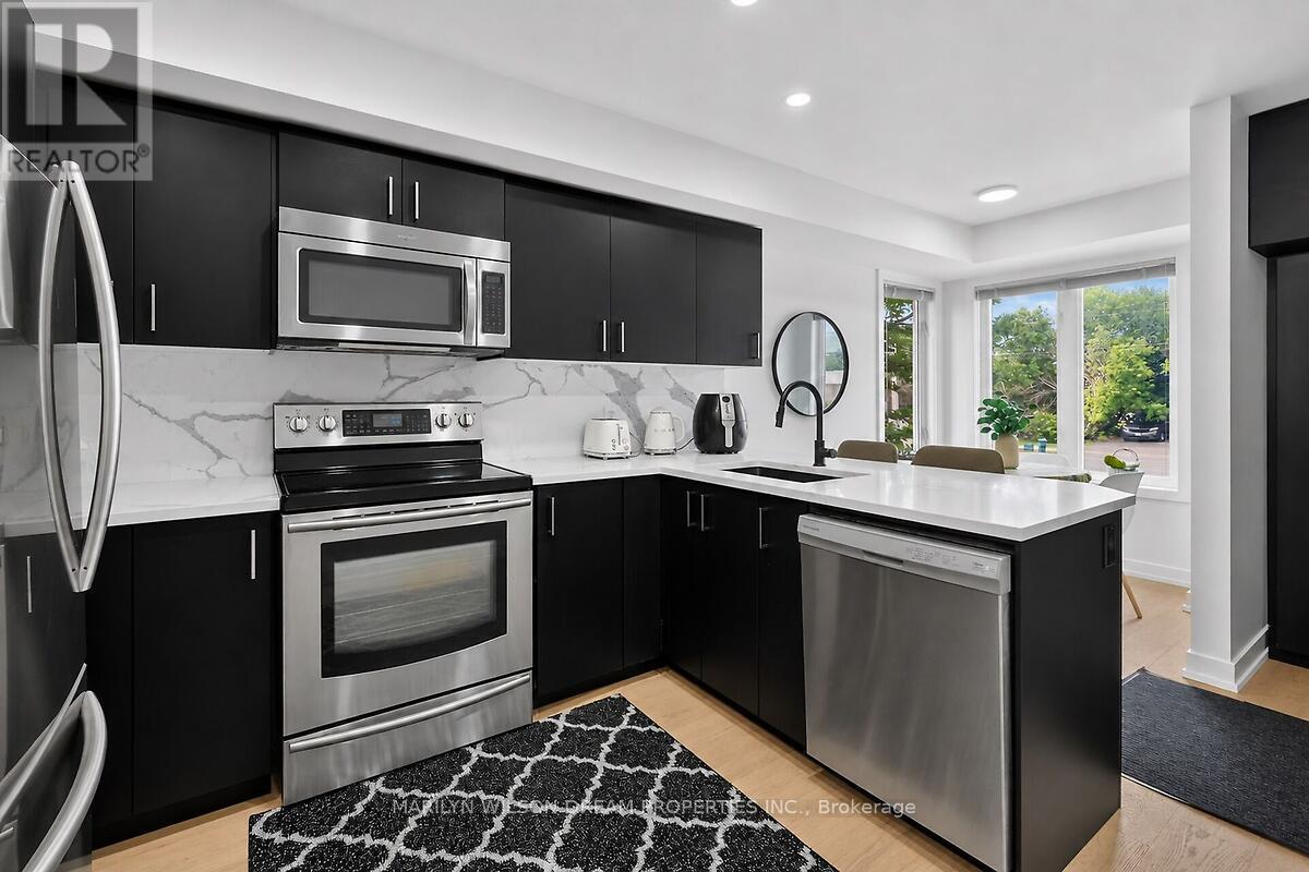 D - 4522 Innes Road Property Photo 13