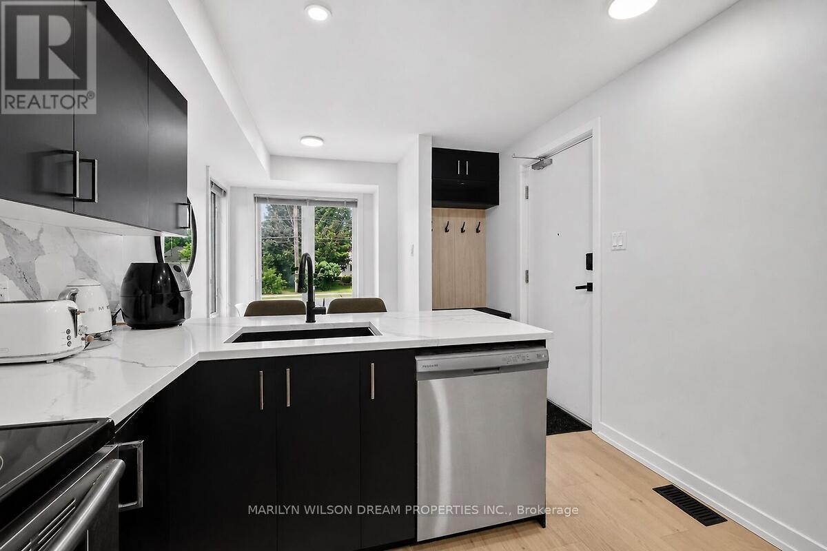 D - 4522 Innes Road Property Photo 14