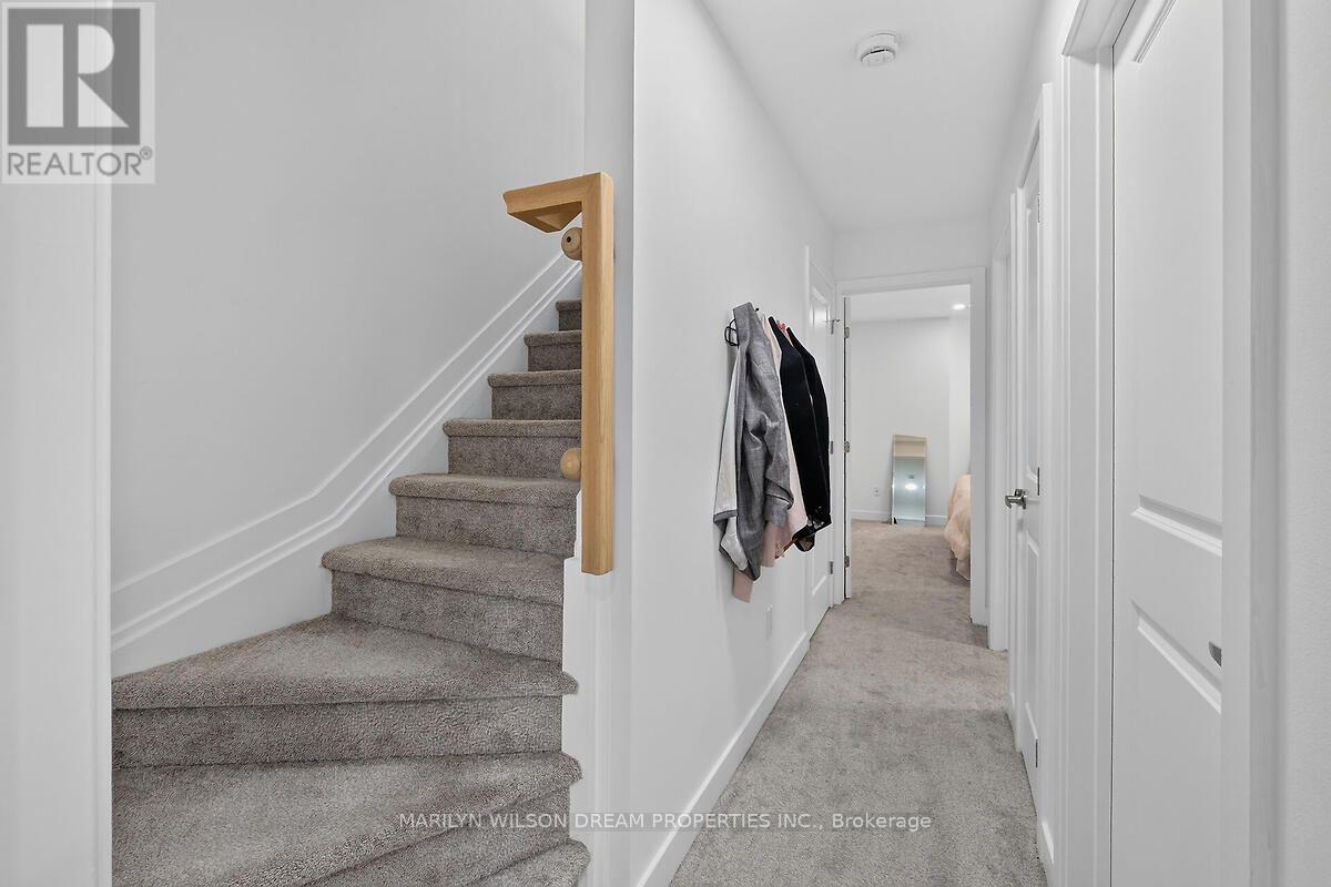 D - 4522 Innes Road Property Photo 20