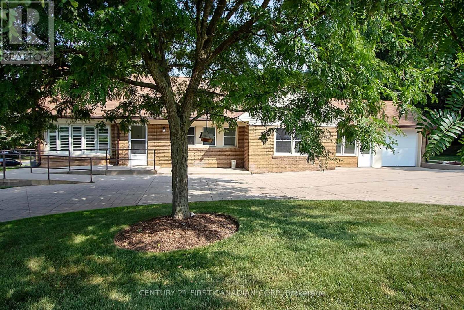 459 RIVERSIDE DRIVE Property Photo 1