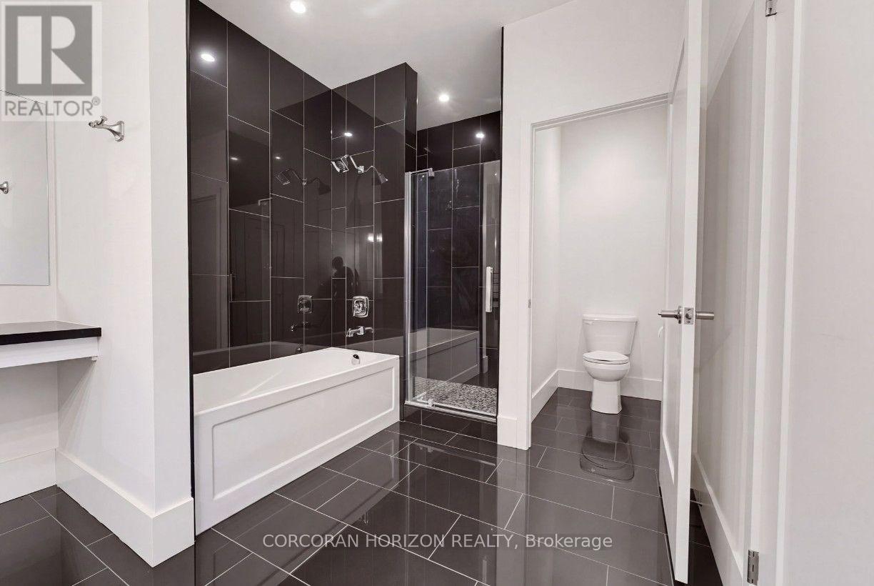 1903 - 1 Victoria Street S Property Photo 20