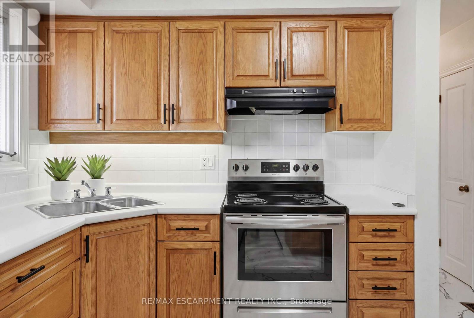 104 Dallas Avenue Property Photo 11