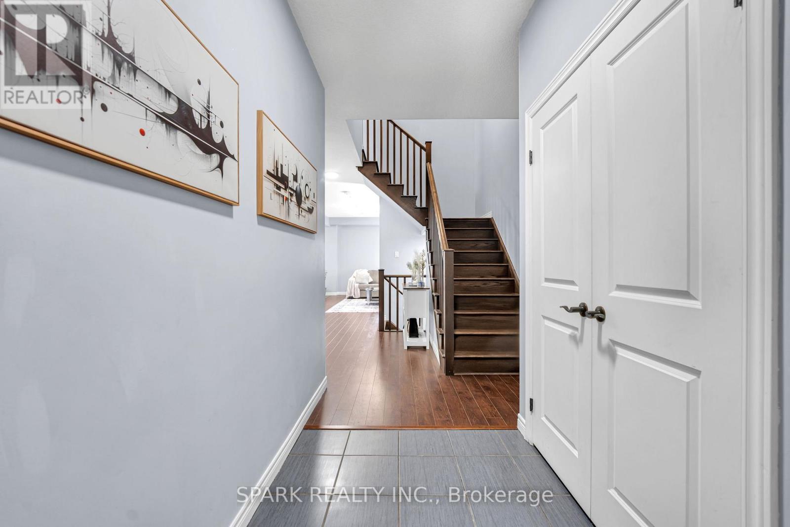 4 Cutts Crescent Property Photo 3