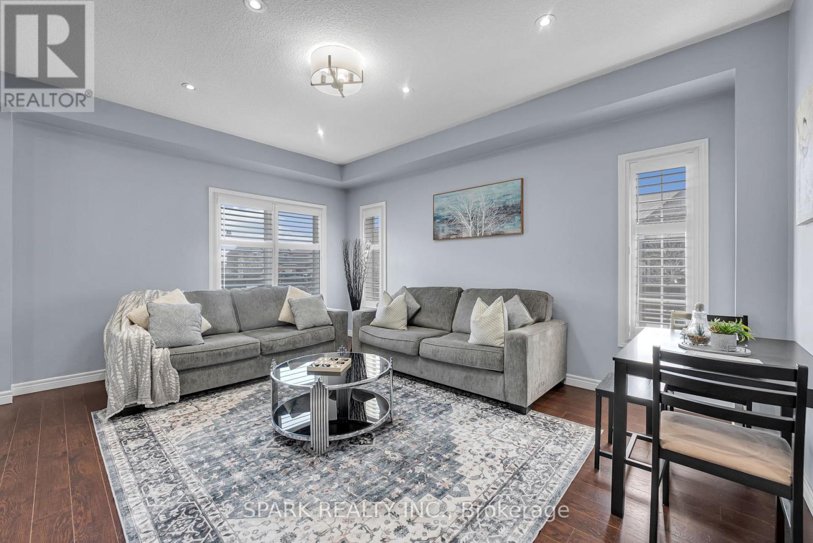4 Cutts Crescent Property Photo 5
