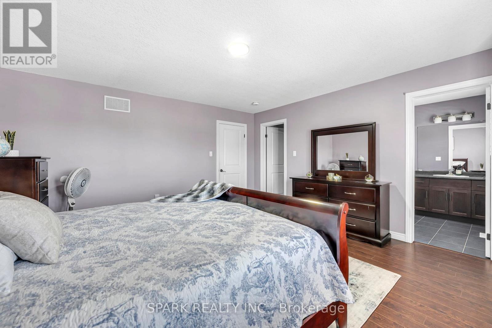 4 Cutts Crescent Property Photo 12
