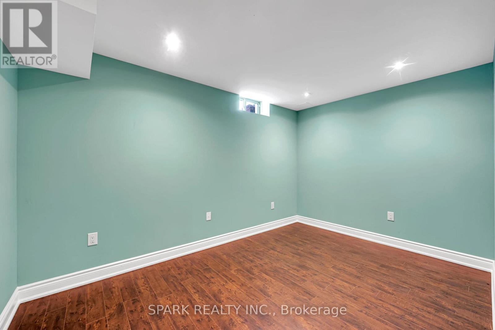 4 Cutts Crescent Property Photo 18