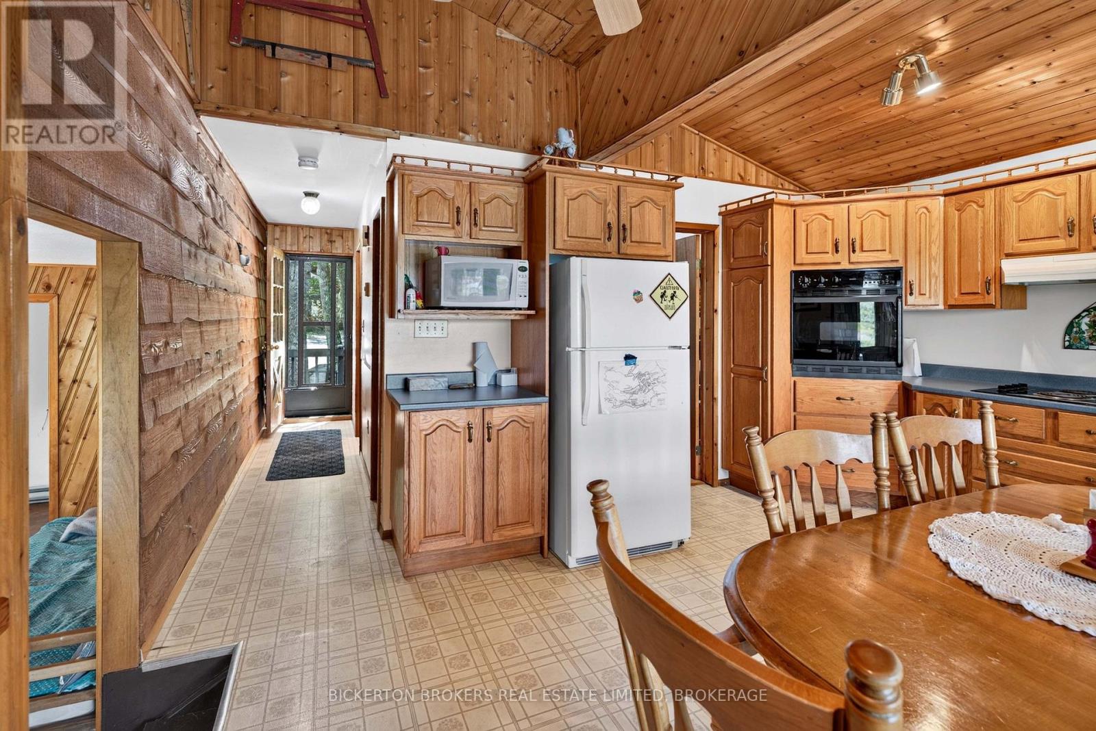 468 Moorhead Lane Property Photo 24
