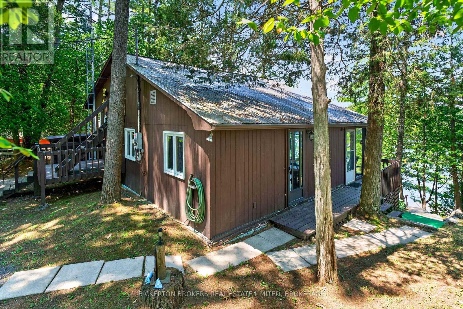 468 Moorhead Lane Property Photo 40
