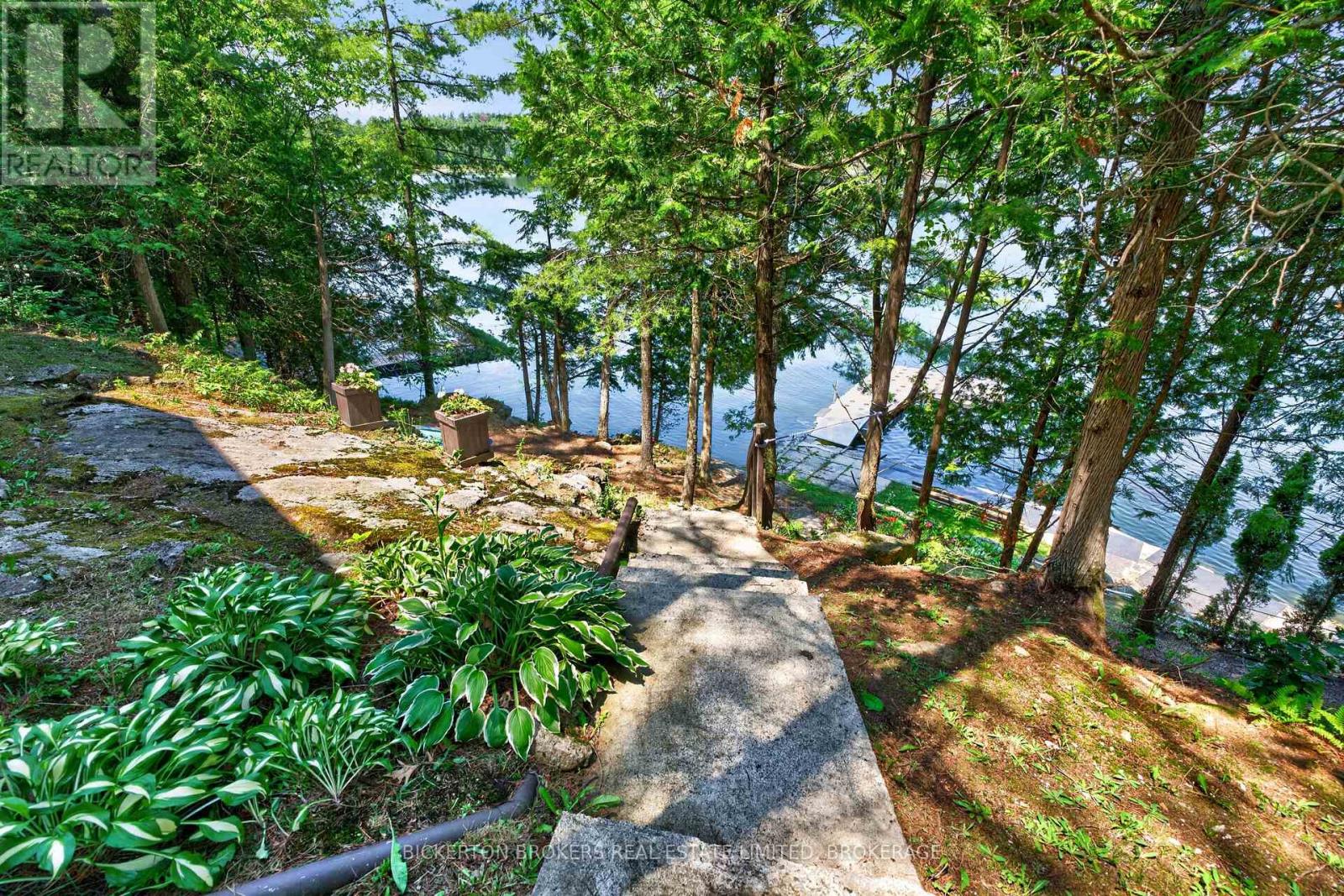 468 Moorhead Lane Property Photo 42