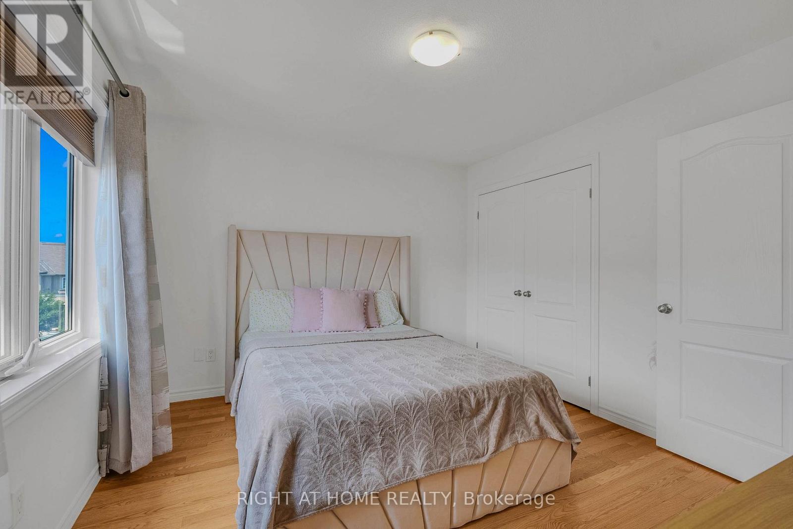 8 Kenridge Terrace Property Photo 30
