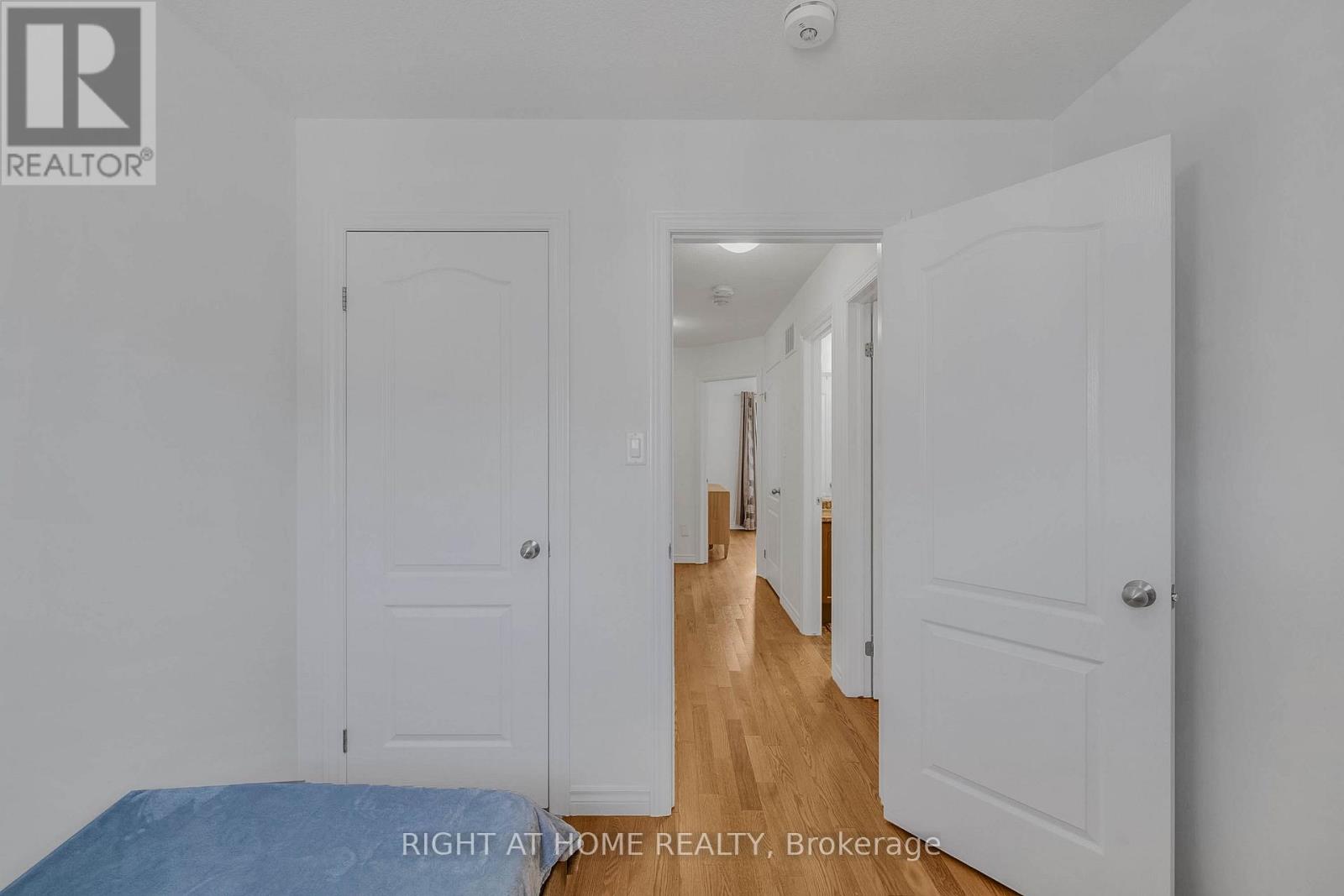 8 Kenridge Terrace Property Photo 33