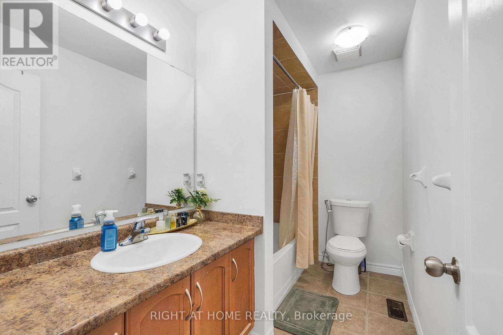 8 Kenridge Terrace Property Photo 37