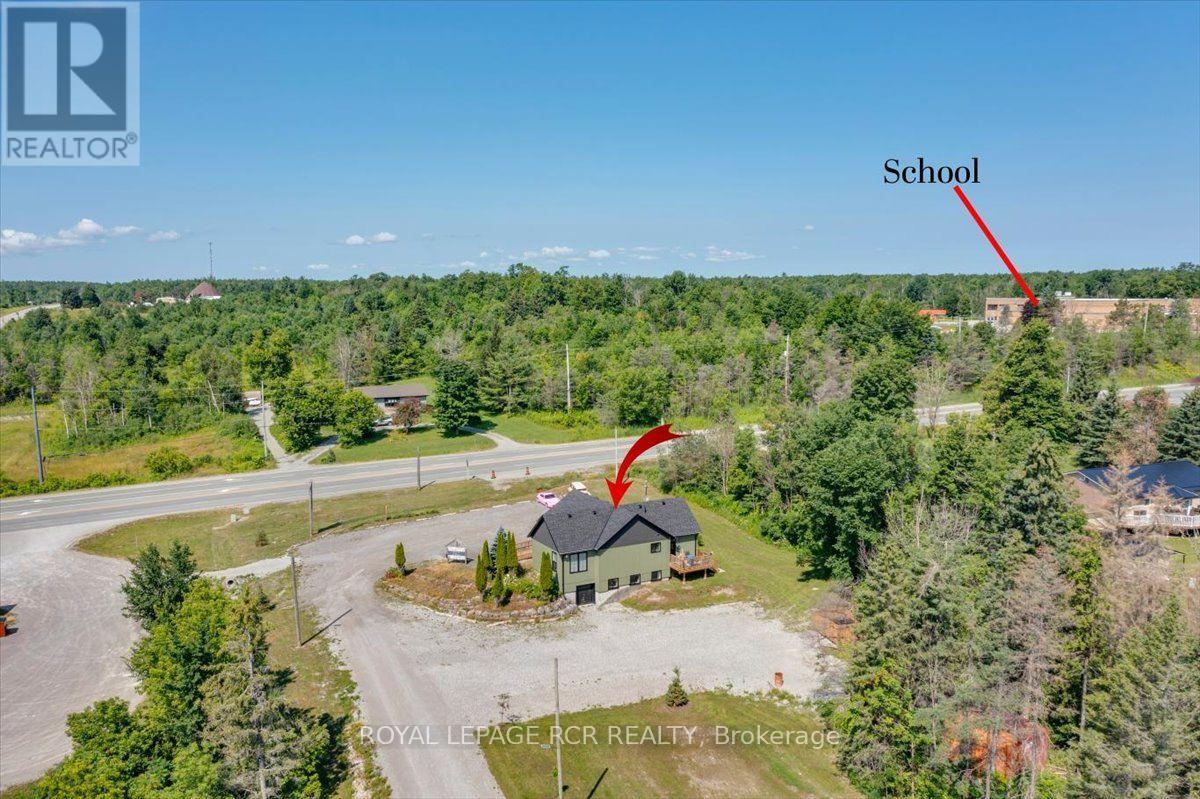 11 Pine Point Cottage Road Property Photo 7