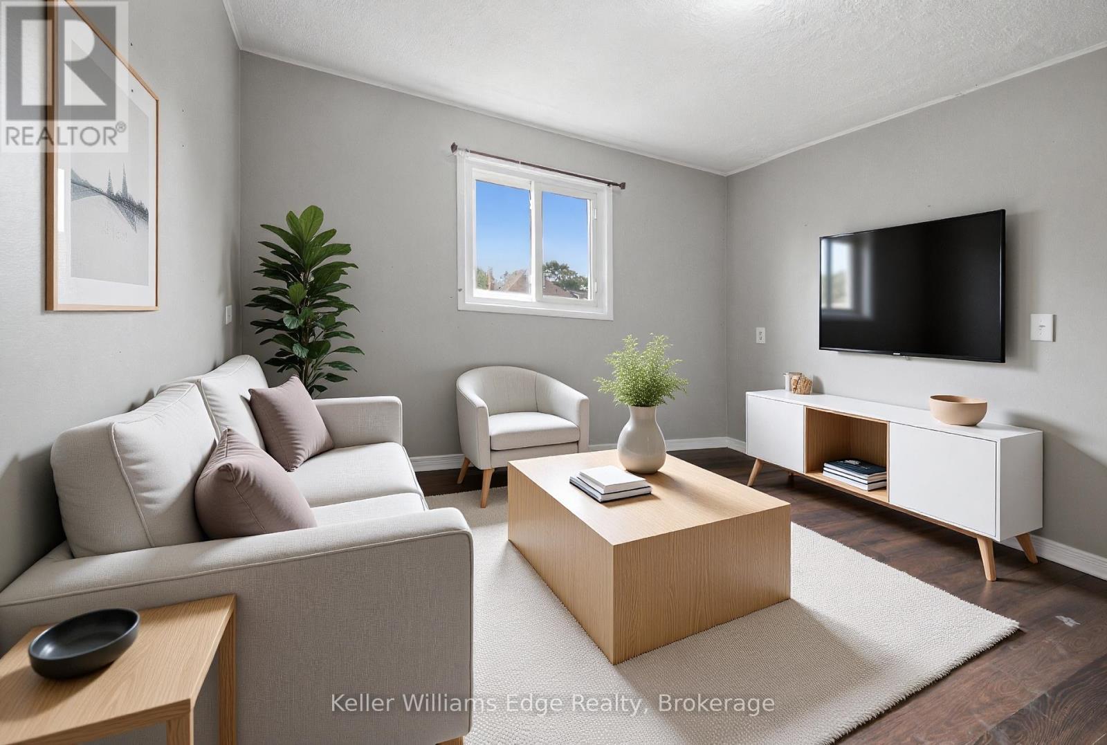 104 Rosslyn Avenue N Property Photo 29