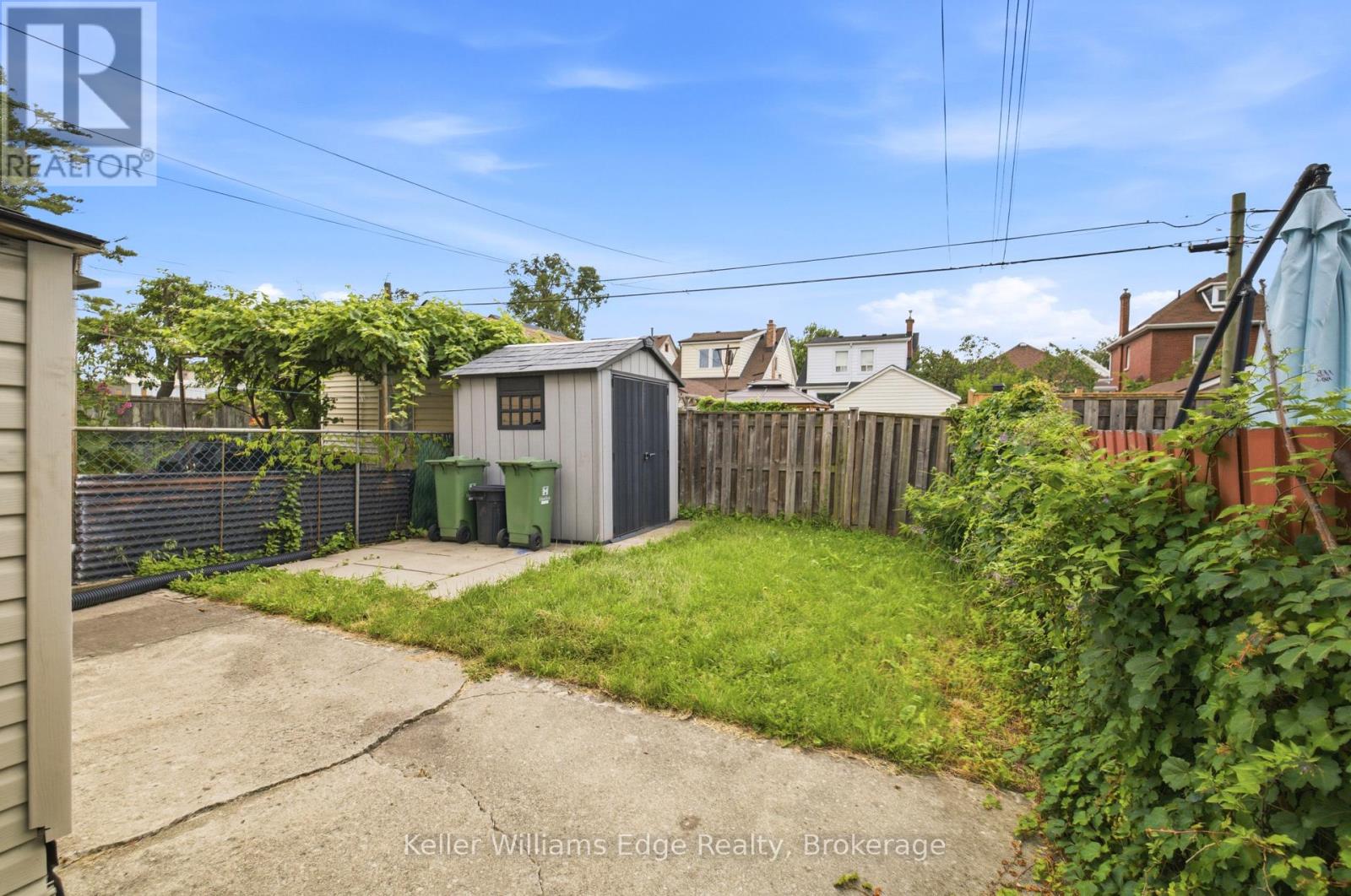 104 Rosslyn Avenue N Property Photo 46