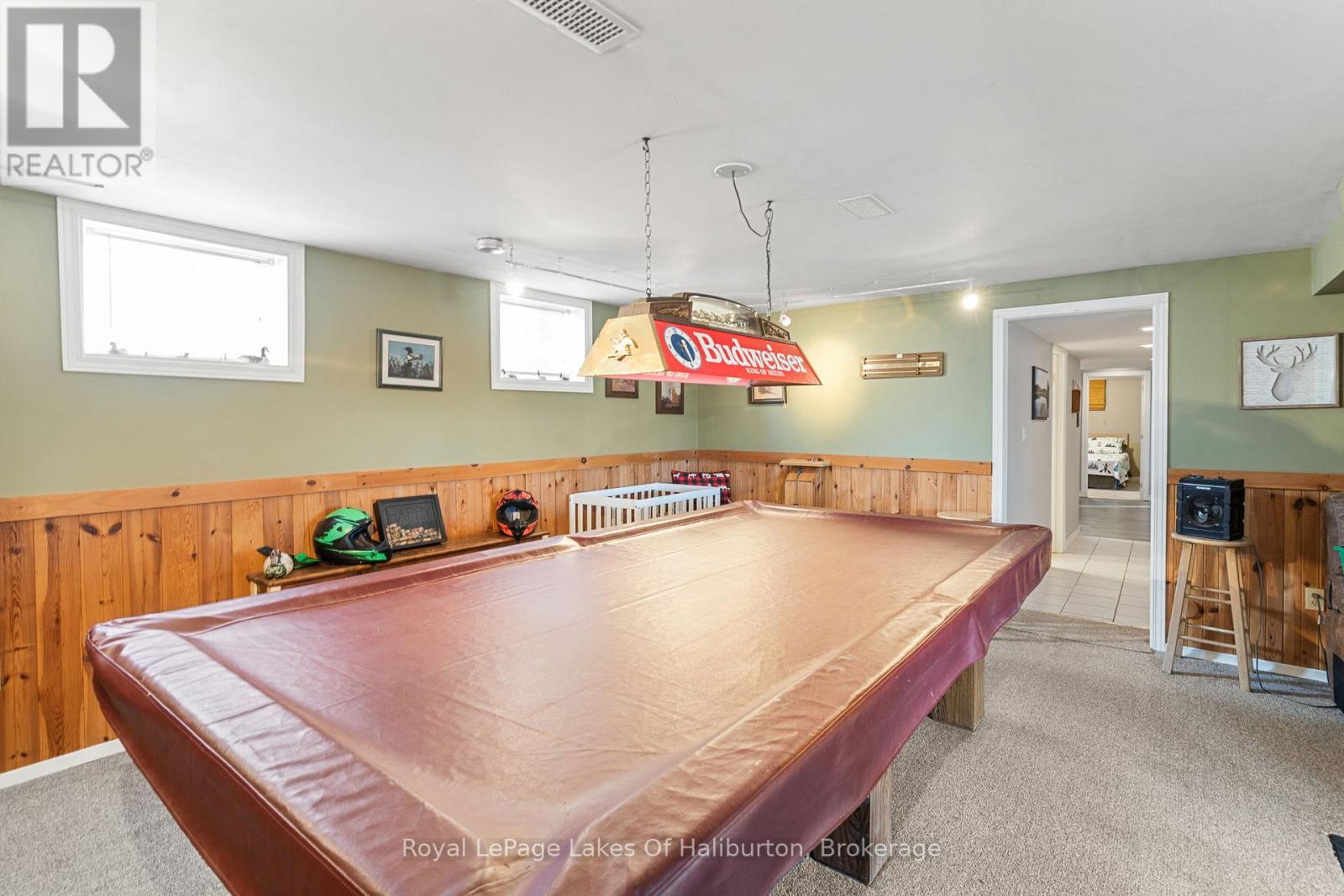 1096 Chelsea Lane Property Photo 33