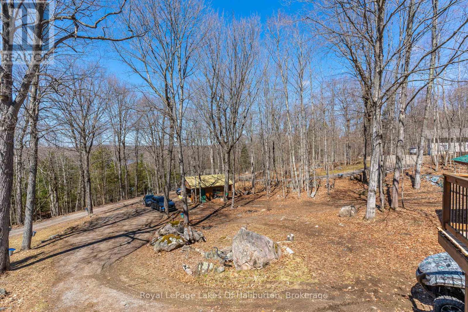 1096 Chelsea Lane Property Photo 42