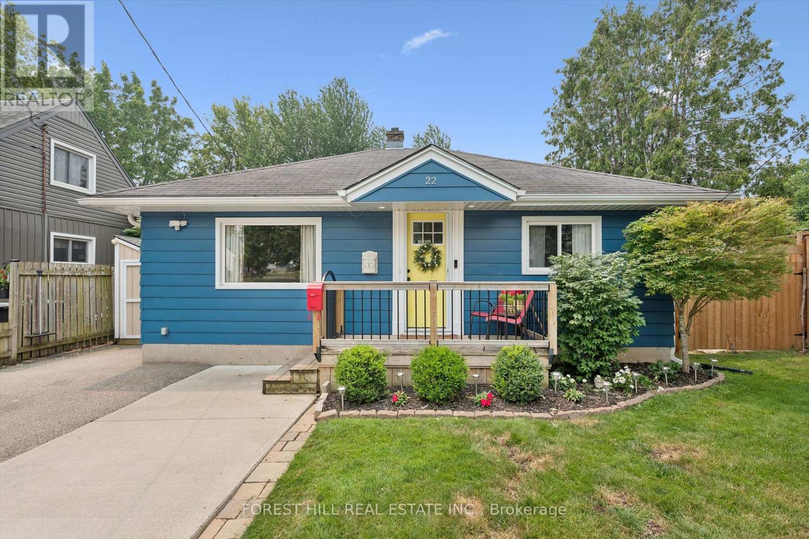 22 Sleeman Avenue Property Photo 1