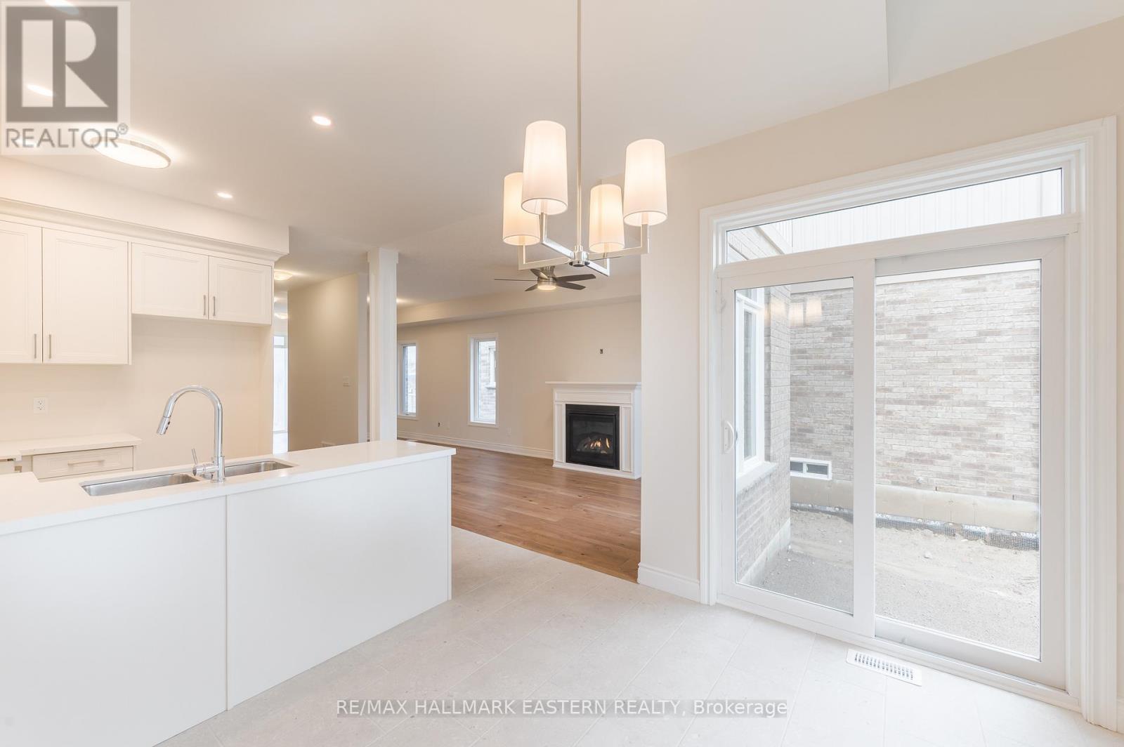 17 Coldbrook Drive Property Photo 8