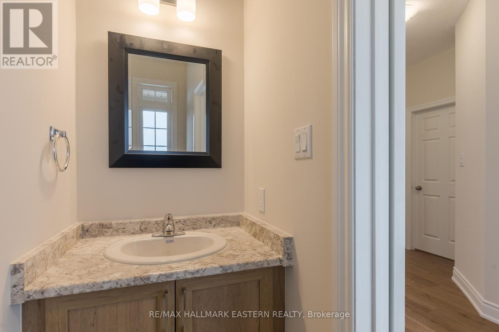 17 Coldbrook Drive Property Photo 13