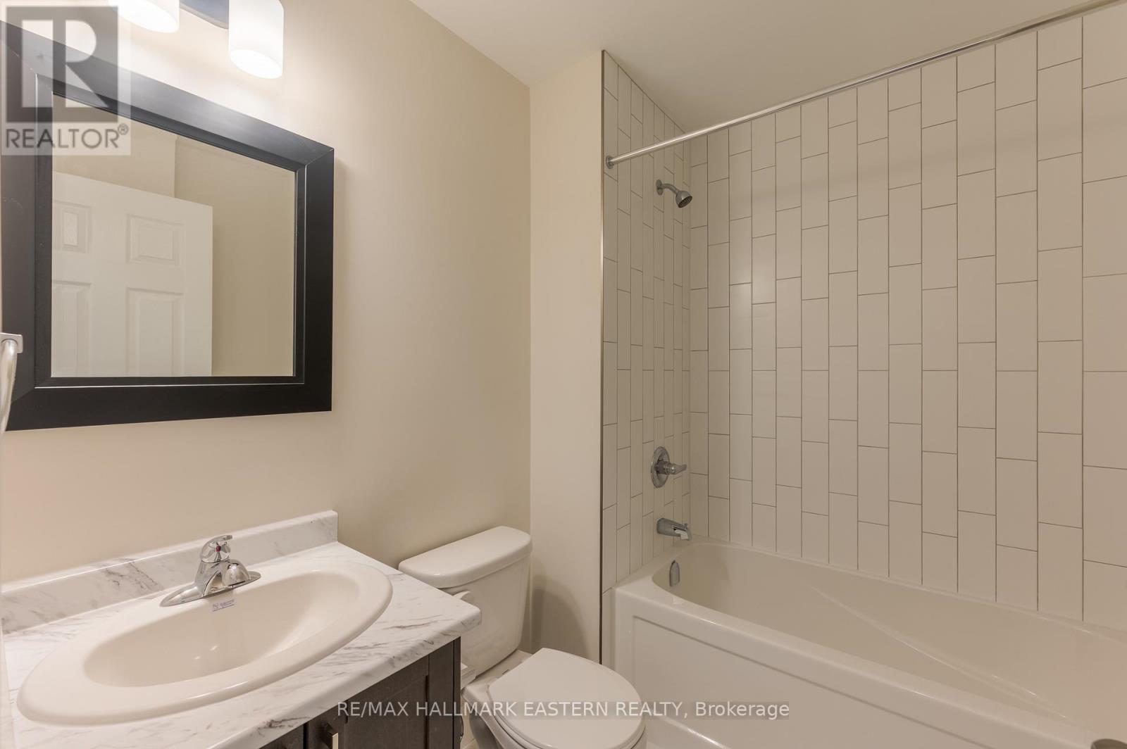 17 Coldbrook Drive Property Photo 19