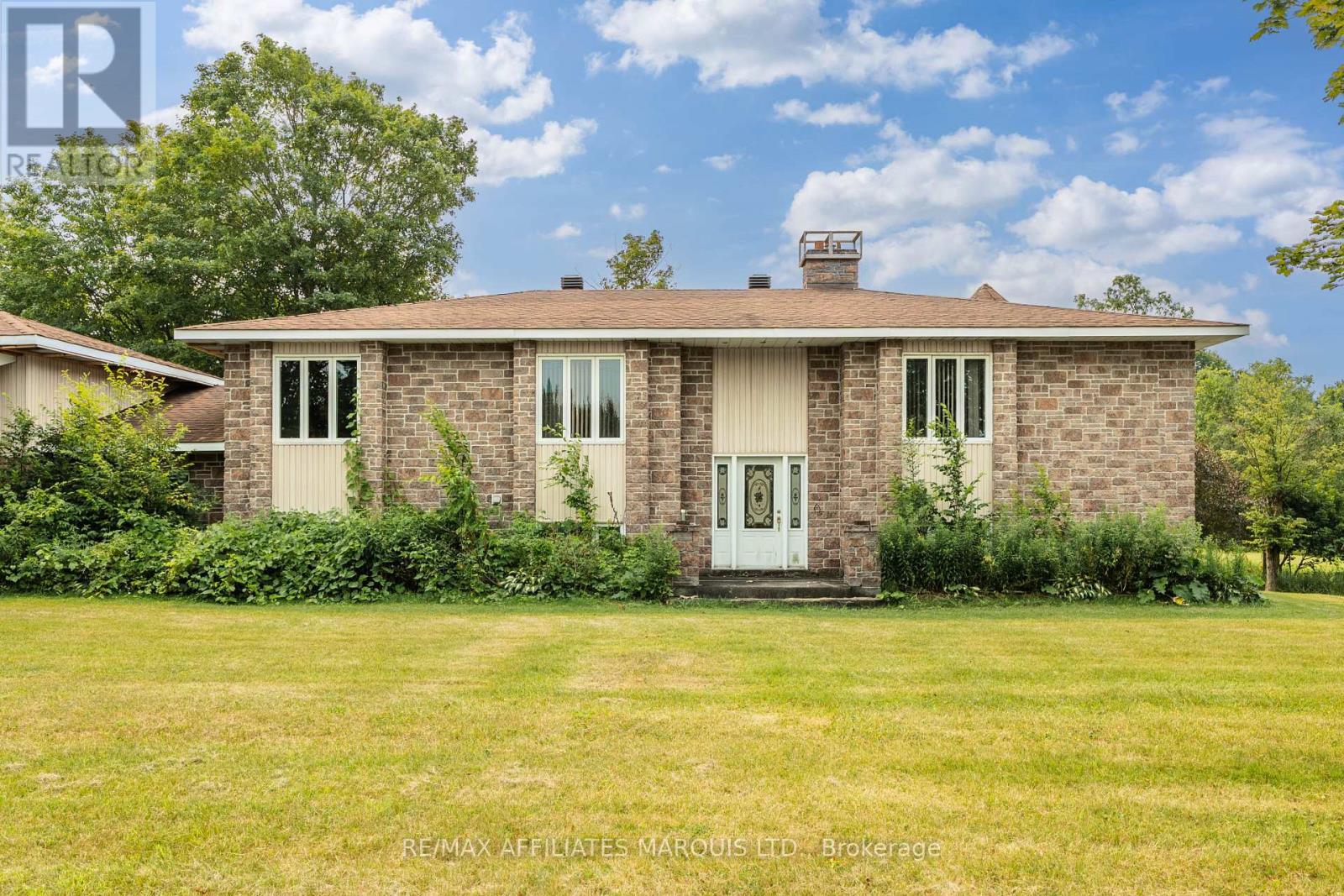 17588 Mcphail Road Property Photo 9