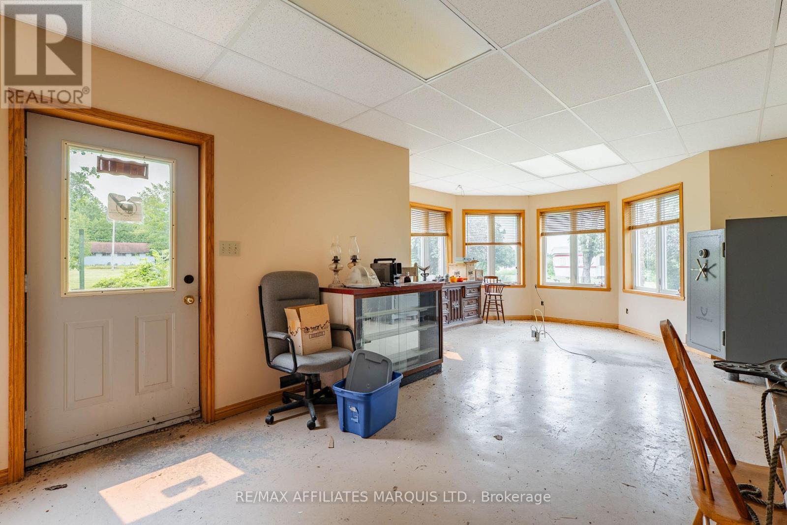 17588 Mcphail Road Property Photo 33