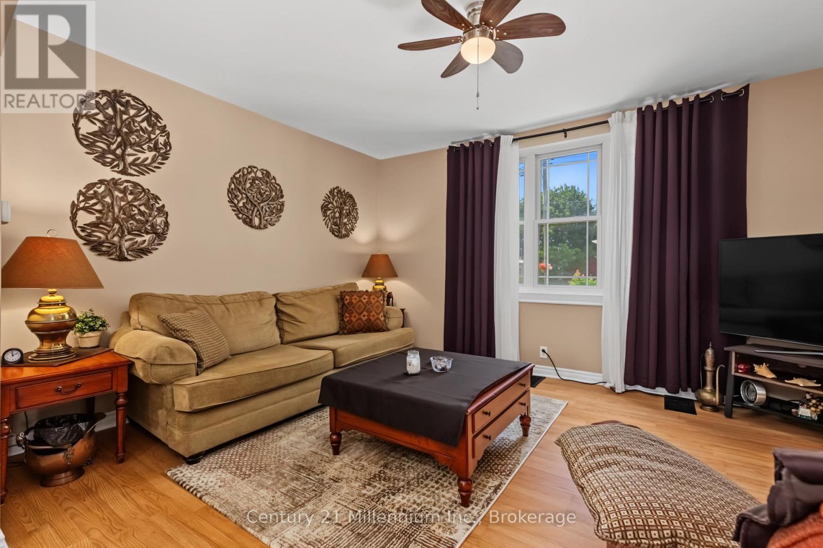 544 Louisa Street Property Photo 8