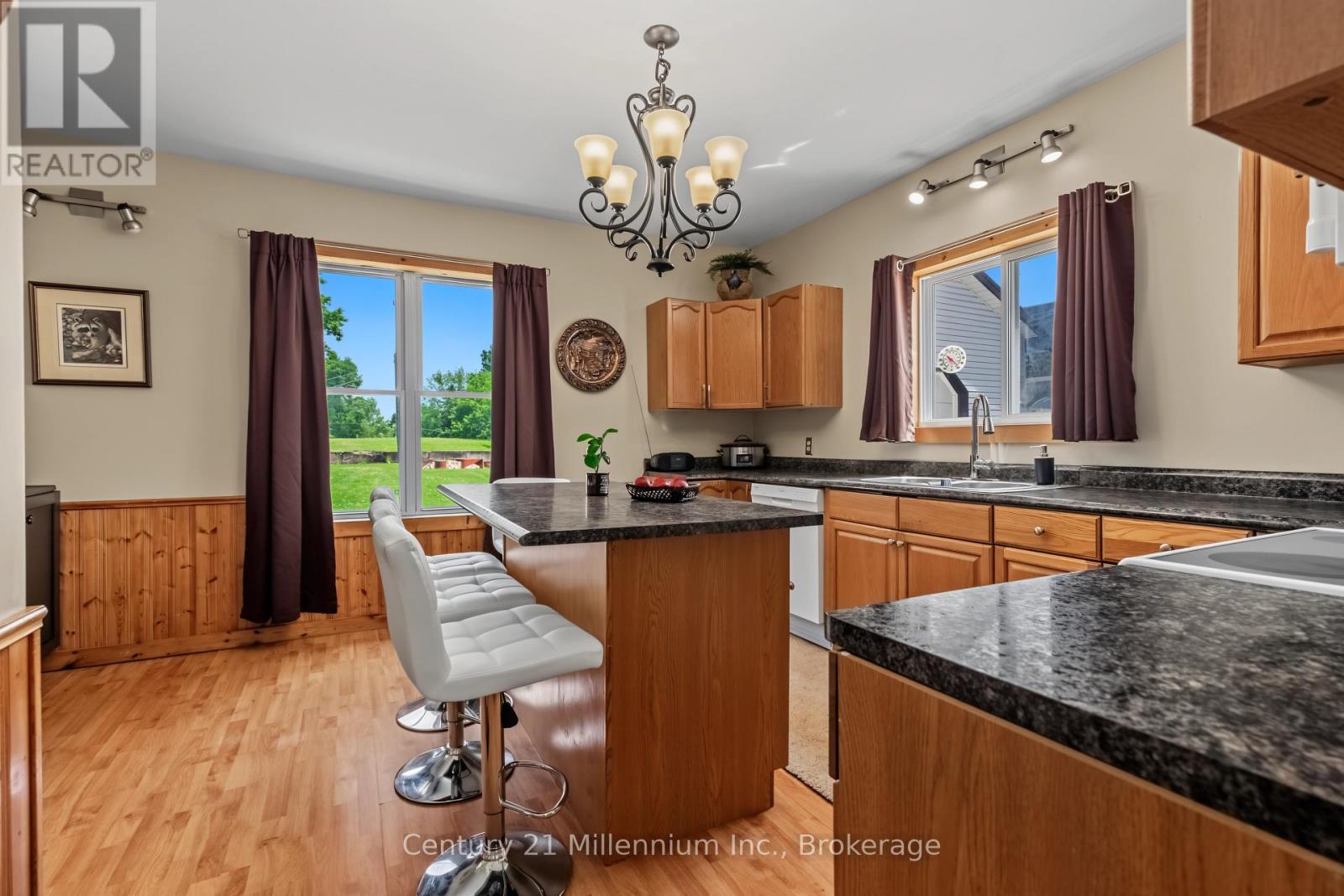 544 Louisa Street Property Photo 11
