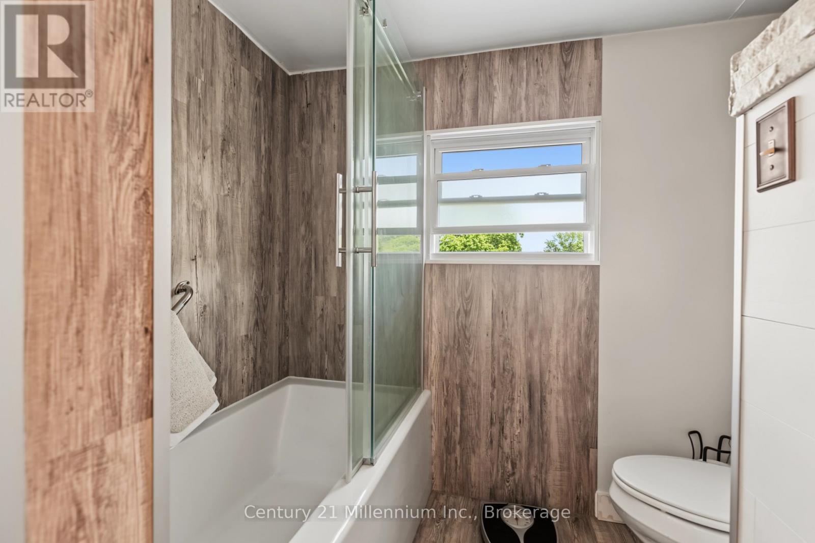 544 Louisa Street Property Photo 27