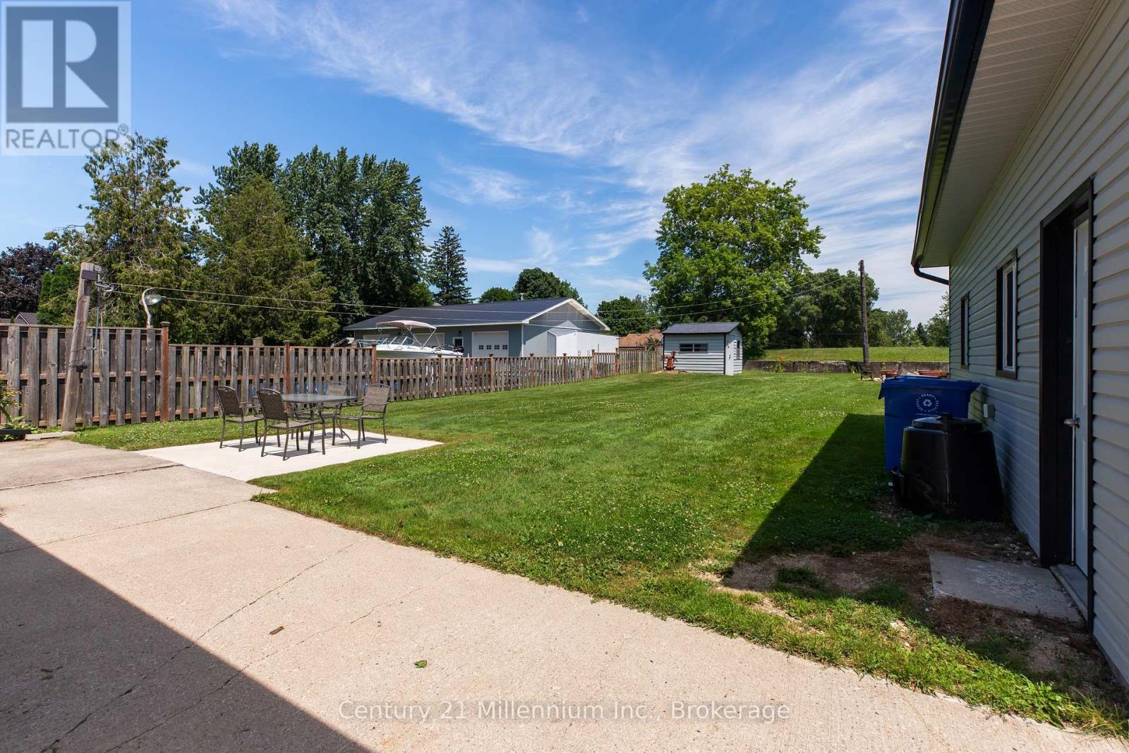 544 Louisa Street Property Photo 40
