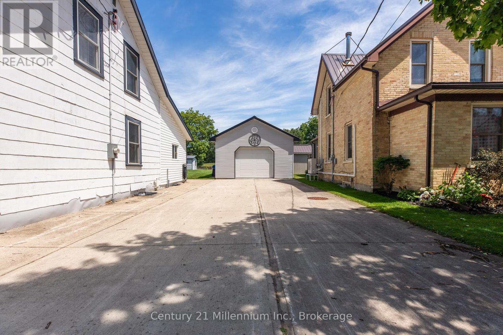 544 Louisa Street Property Photo 44